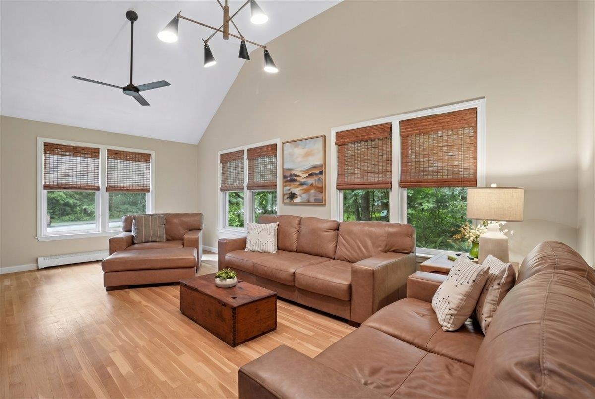 72 Oakmont Dr, Concord, NH 03301