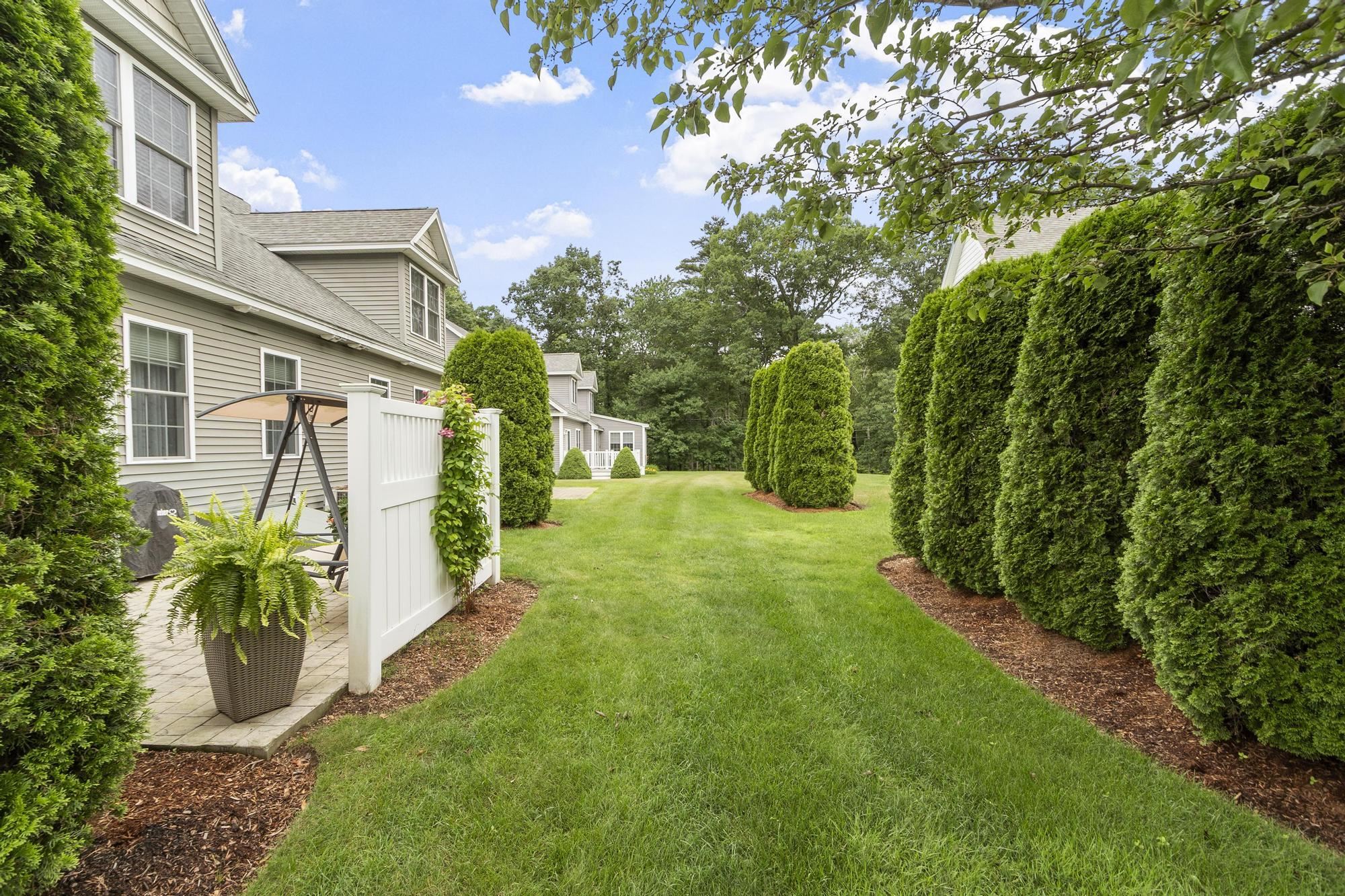 18 Harvest Rd, Windham, NH 03087