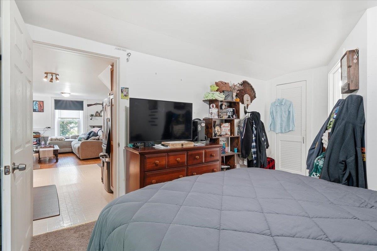 Property photo 44