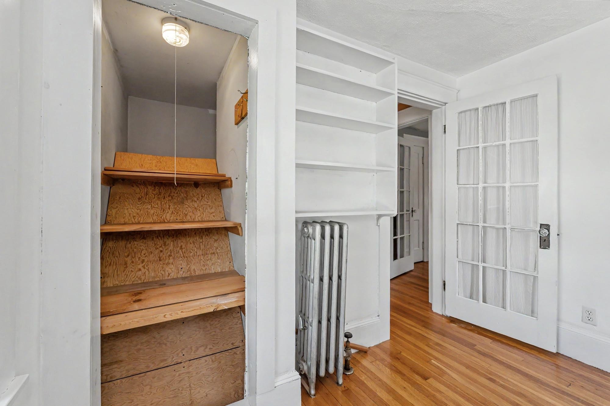 20 Lawndale Ave, Nashua, NH 03060