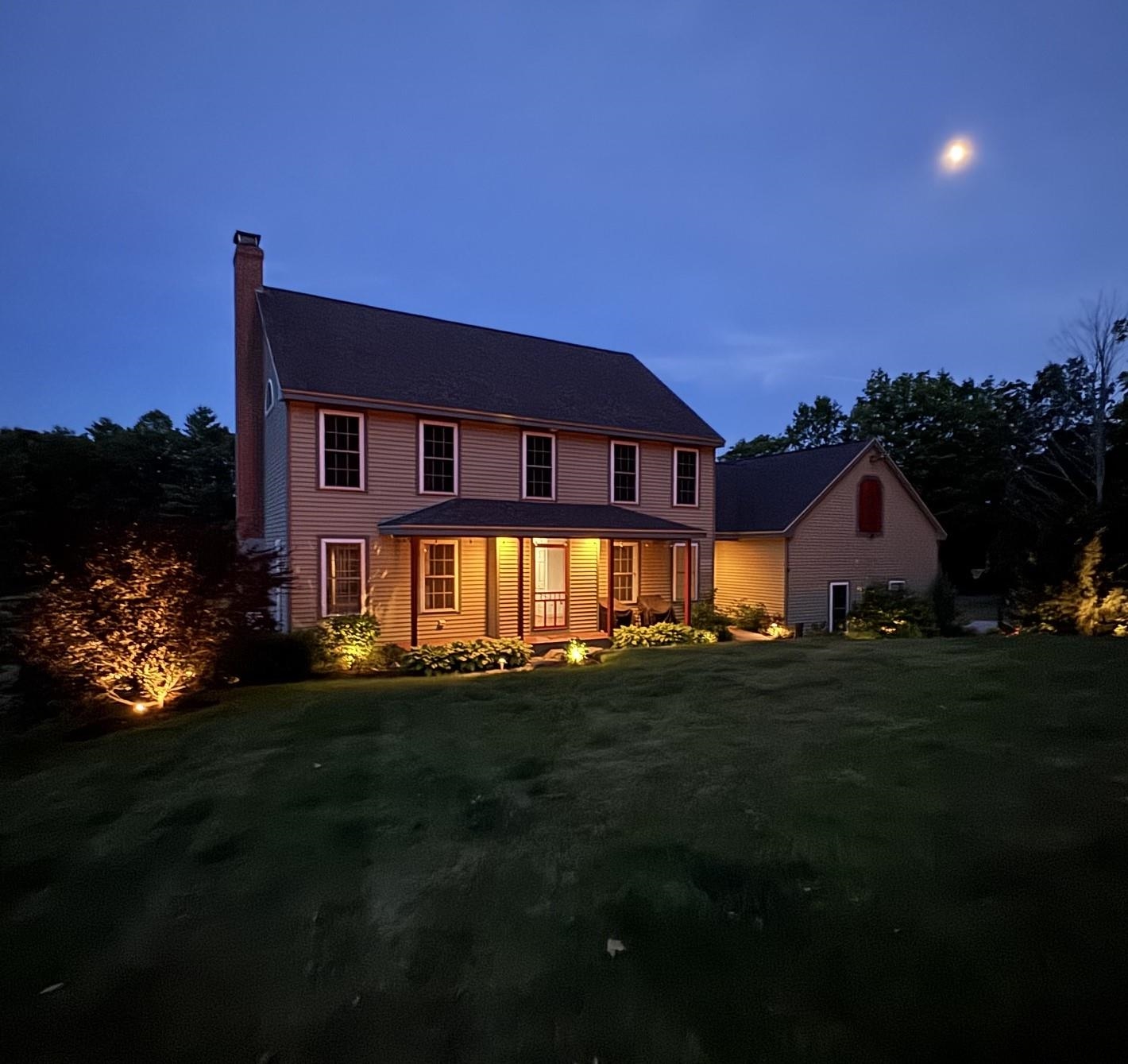 8 Old Mill Ln, Rollinsford, NH 03869