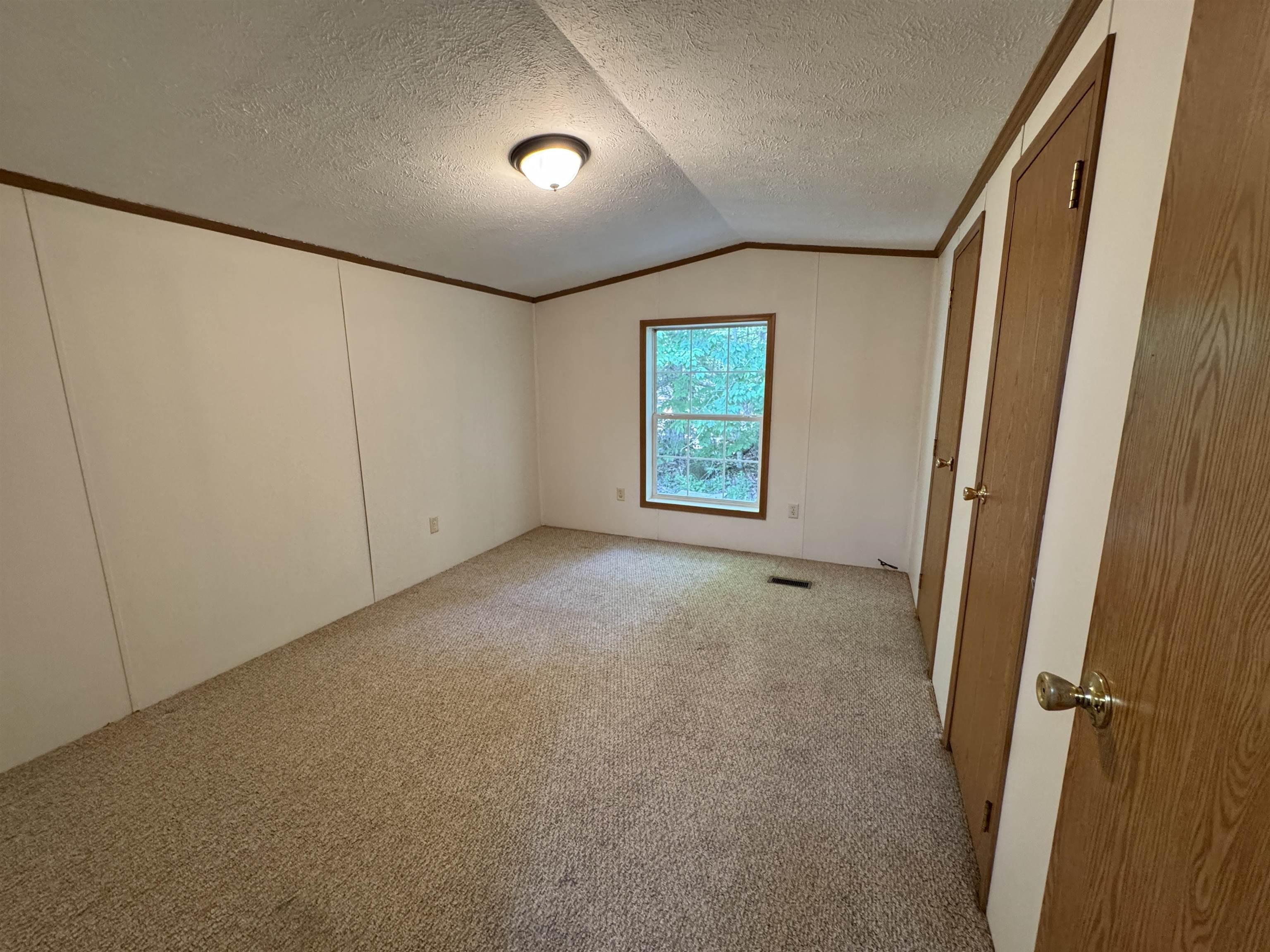 42 Vista Dr, Canaan, NH 03741