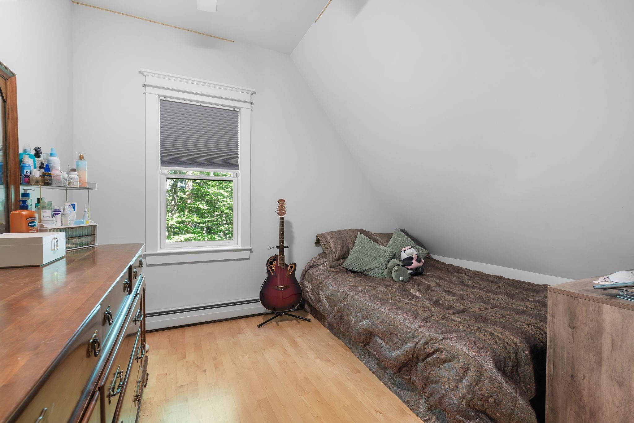 Bedroom 3 25630160