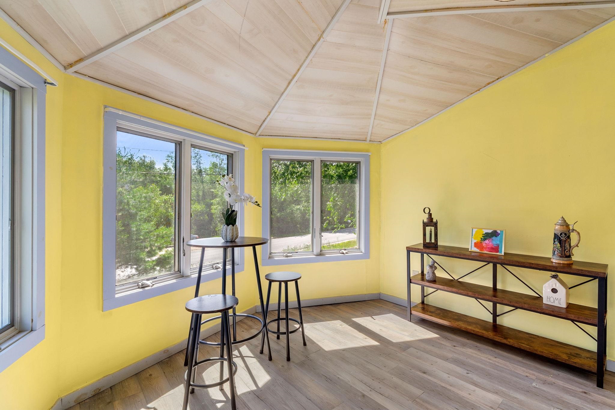 84 North Water St, Boscawen, NH 03303