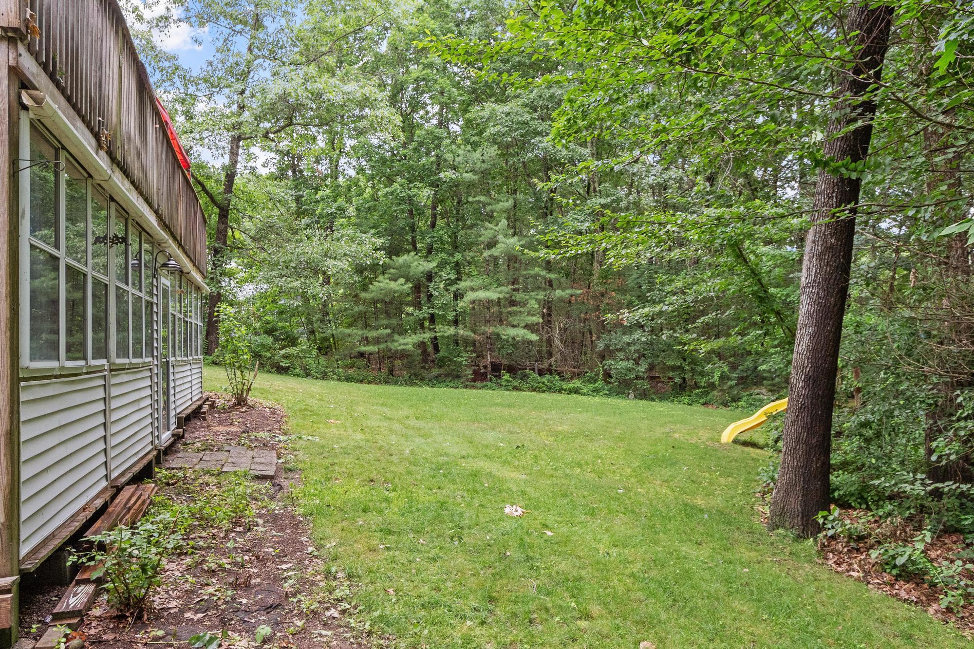 79 Wyndridge Cir, Pelham, NH 03076