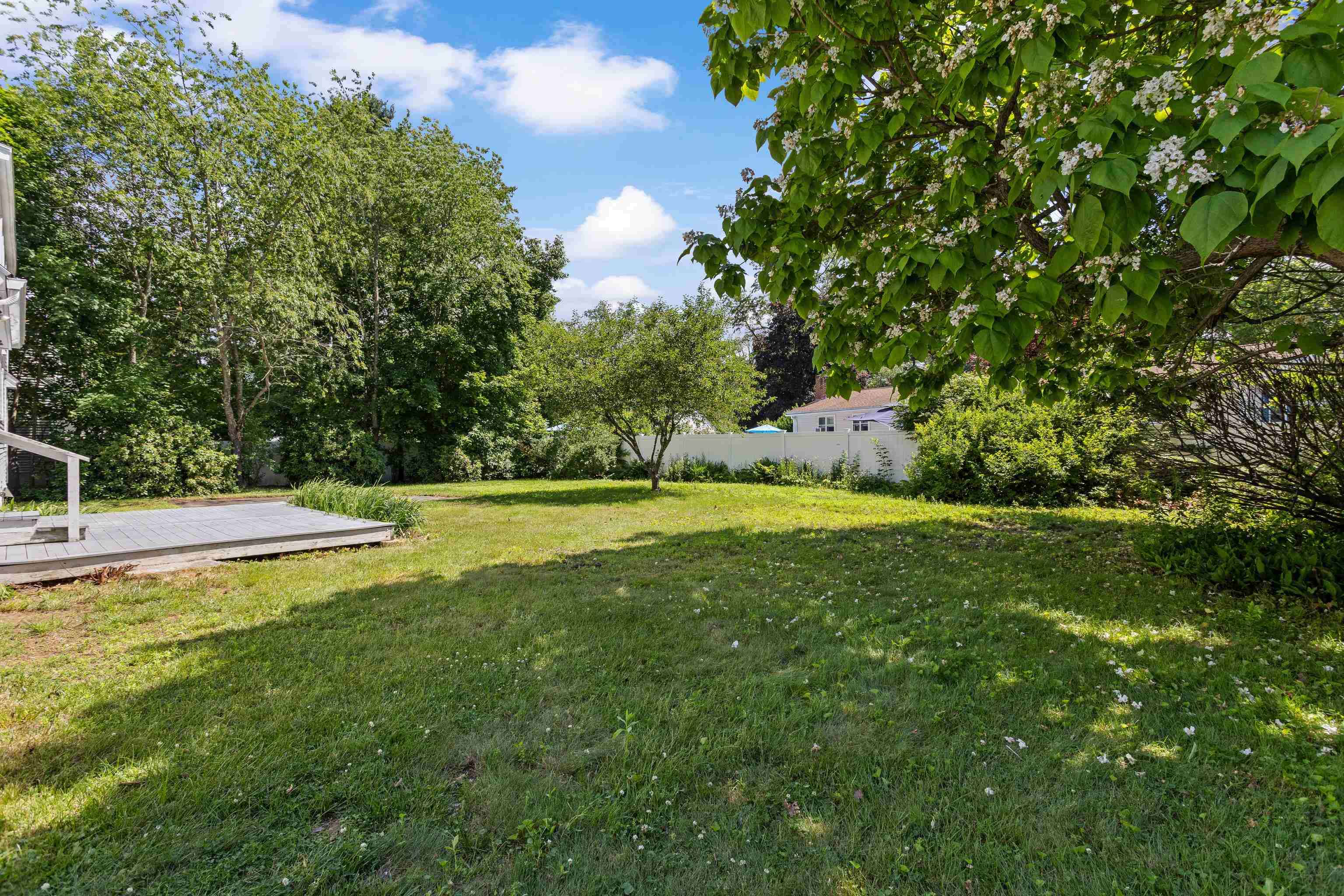 10 Colonial Cir, Hampton, NH 03842