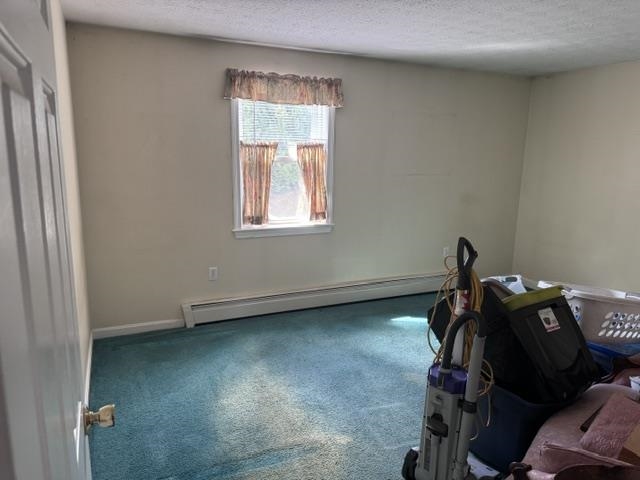 15R Norman Dr, Derry, NH 03038