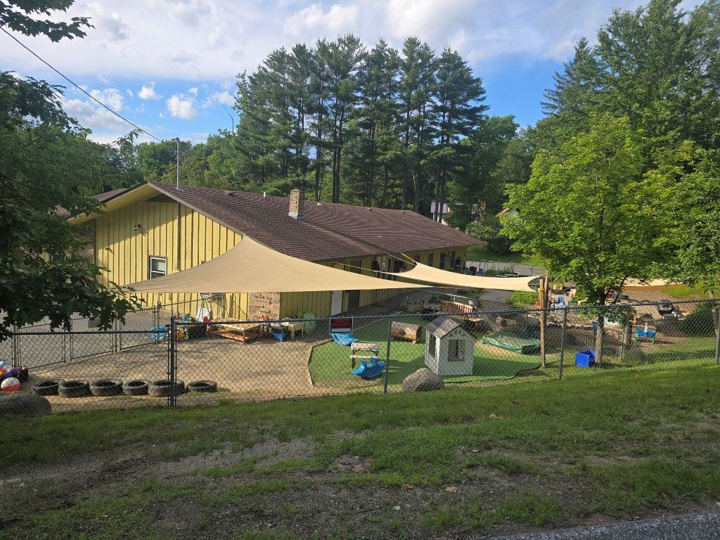 90 Charlestown Rd, Claremont, NH 03743