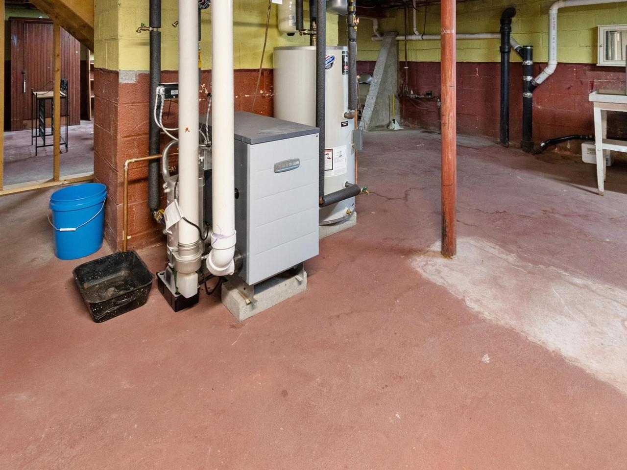 Property photo 35