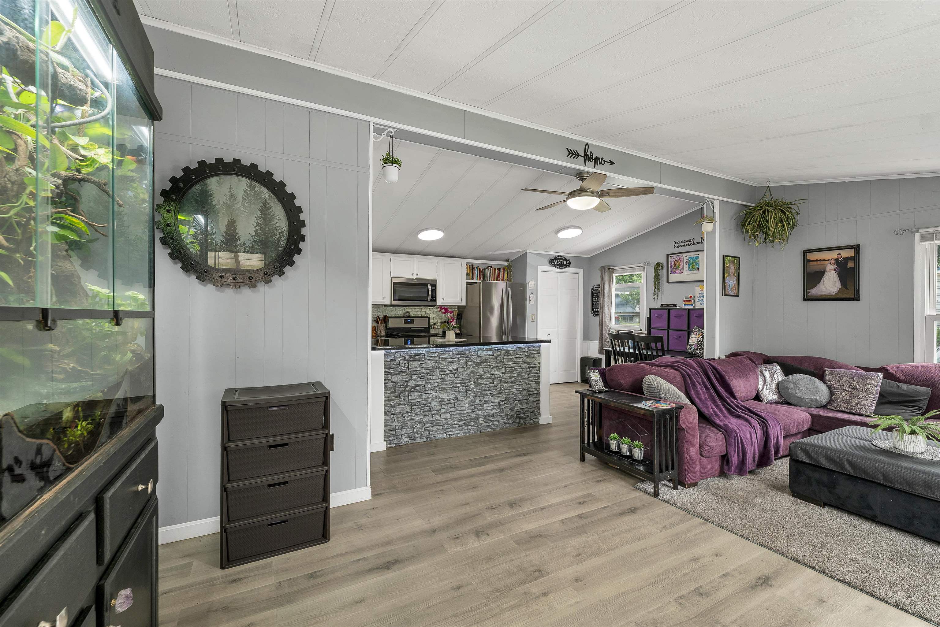 3 Pinecrest Est, Lee, NH 03861