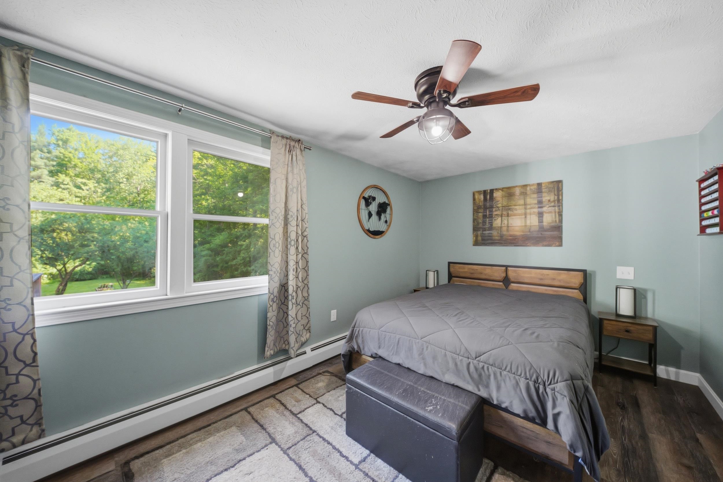 21 Evergreen Dr, Goffstown, NH 03045