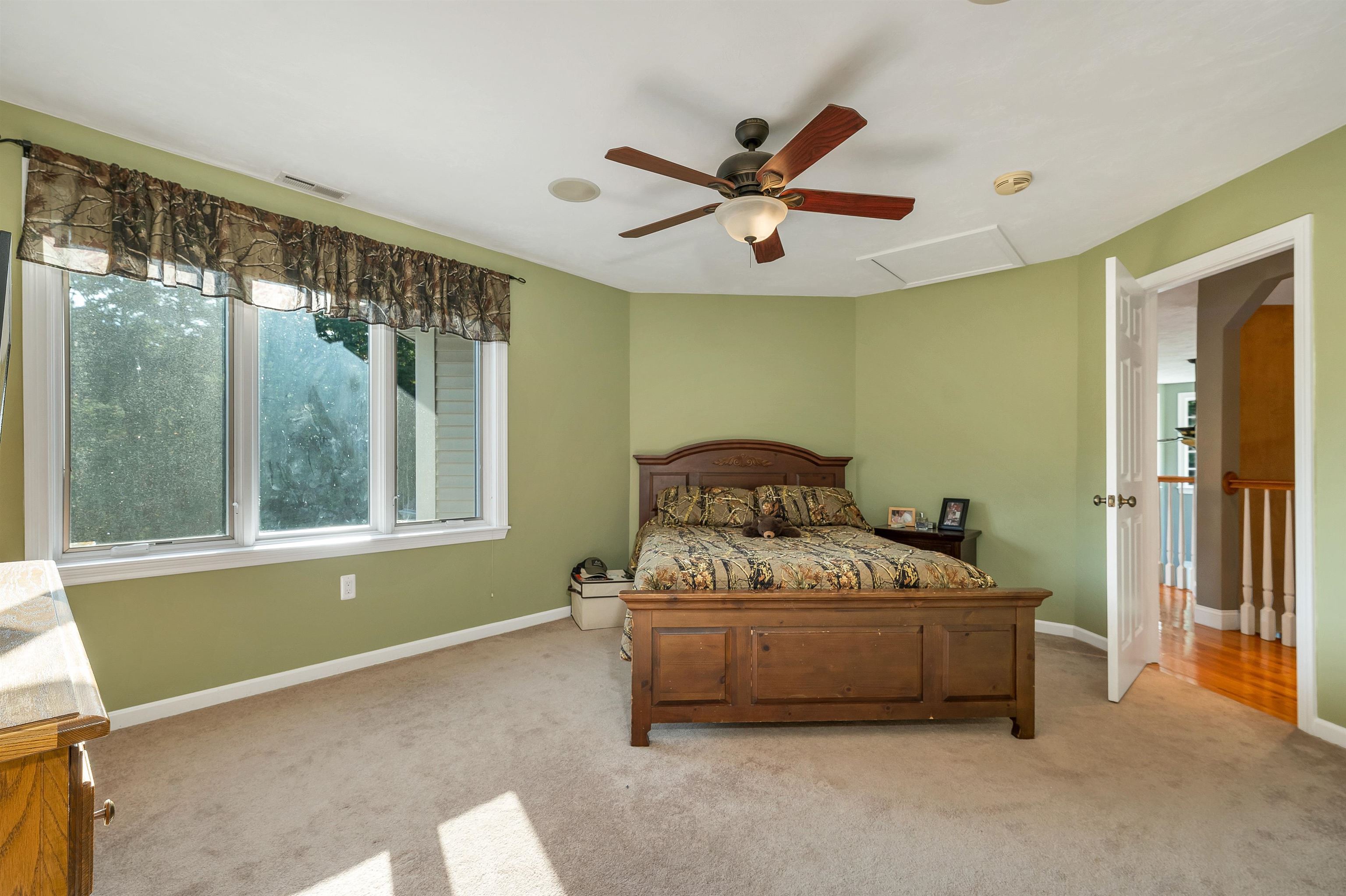 21 Goffstown Back Rd, Goffstown, NH 03045-2601