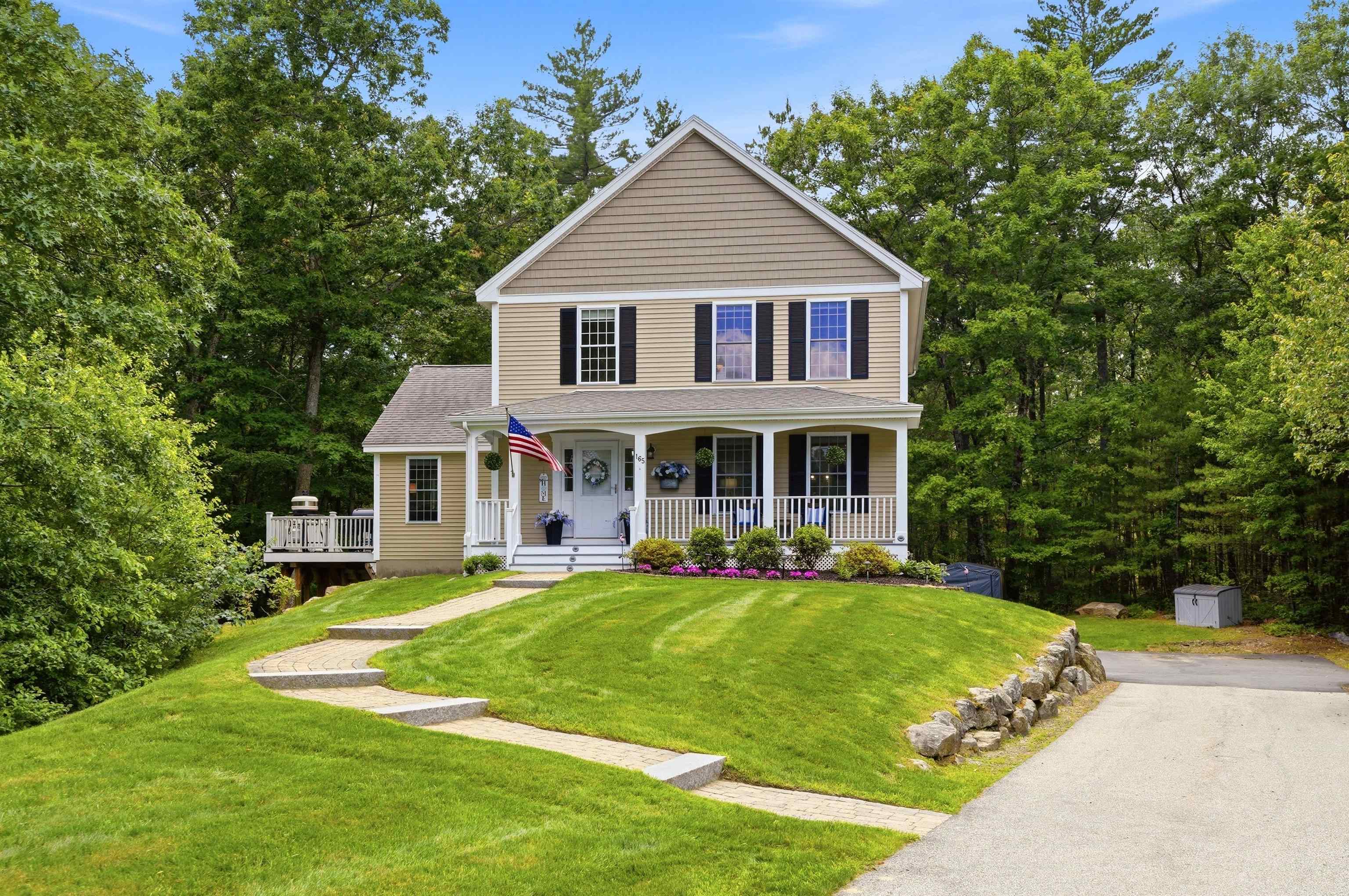 165 South Ridge Dr, Manchester, NH 03109
