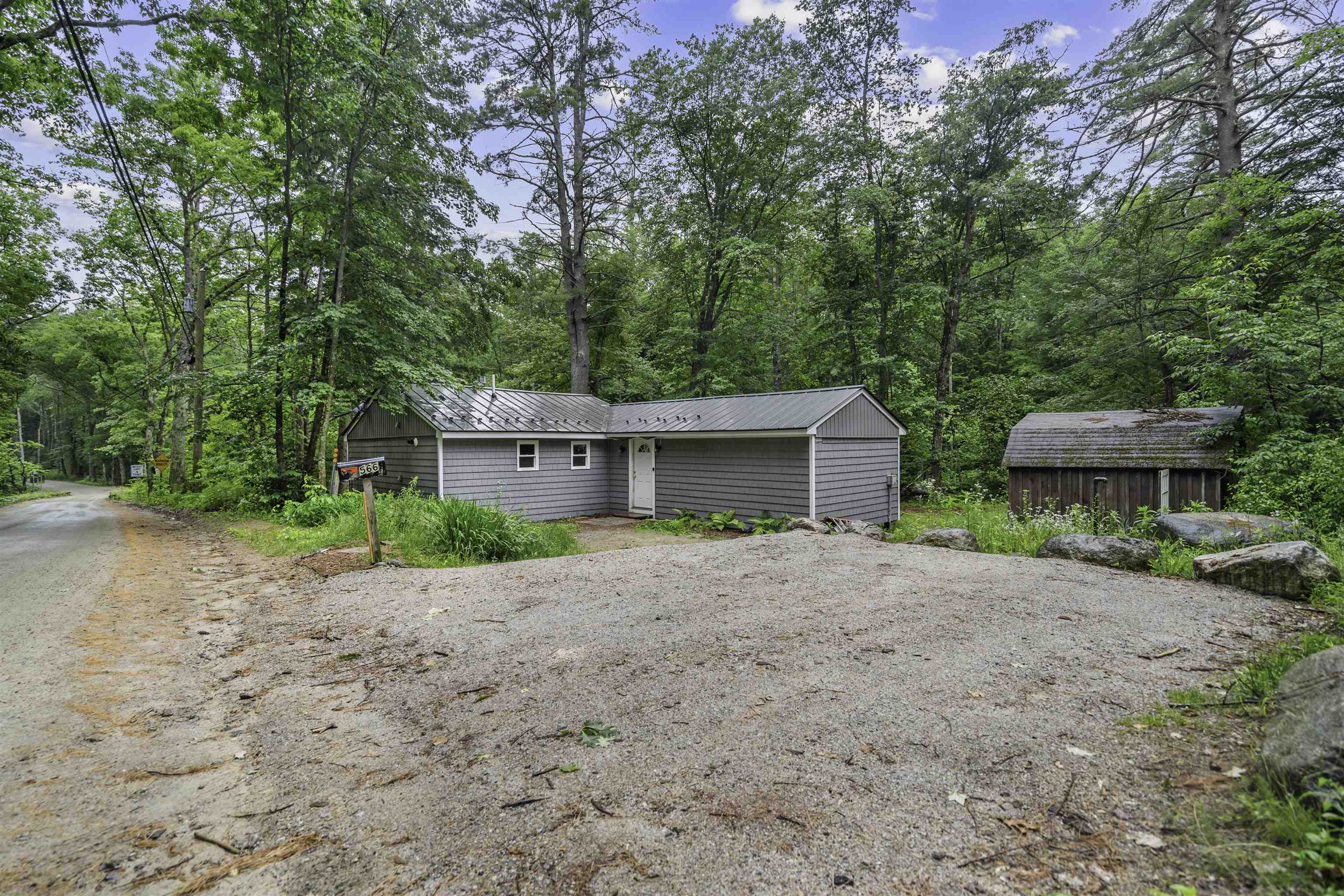 566 Beard Rd, Hillsborough, NH 03244