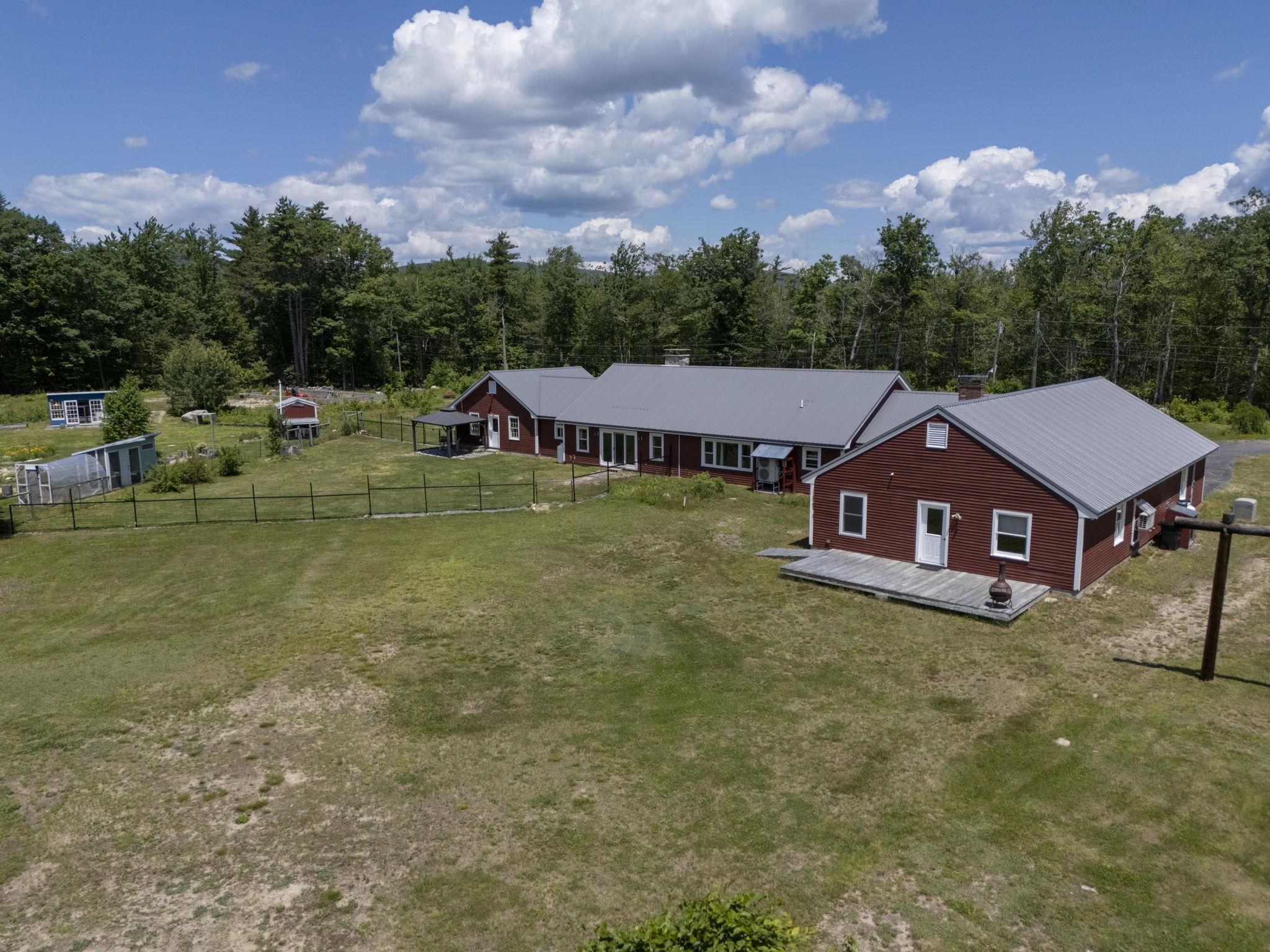 277 Kings Hw, Middleton, NH 03887