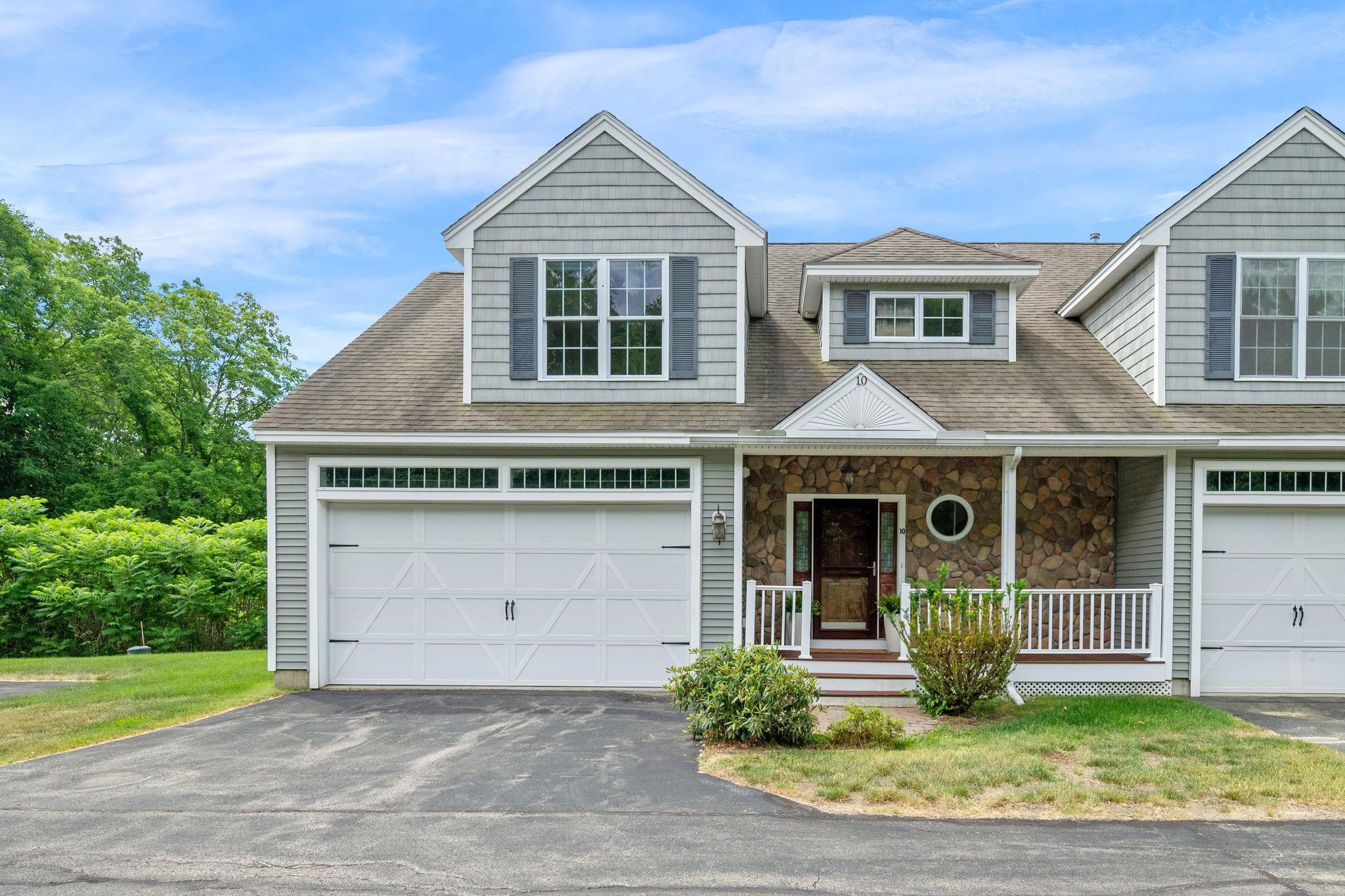 5 Pelton Way #10, Hampton Falls, NH 03844