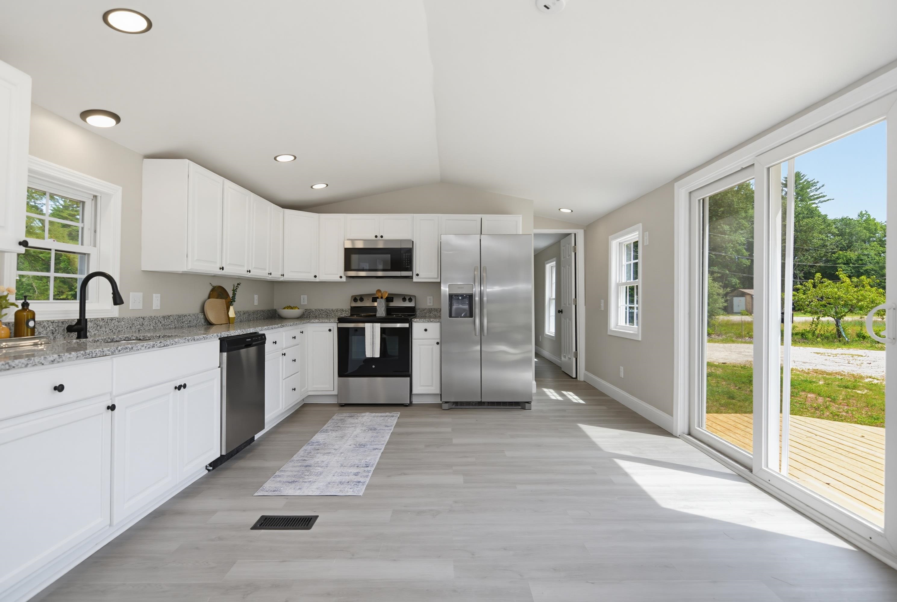 13 Keyes Farm Rd, Deering, NH 03244