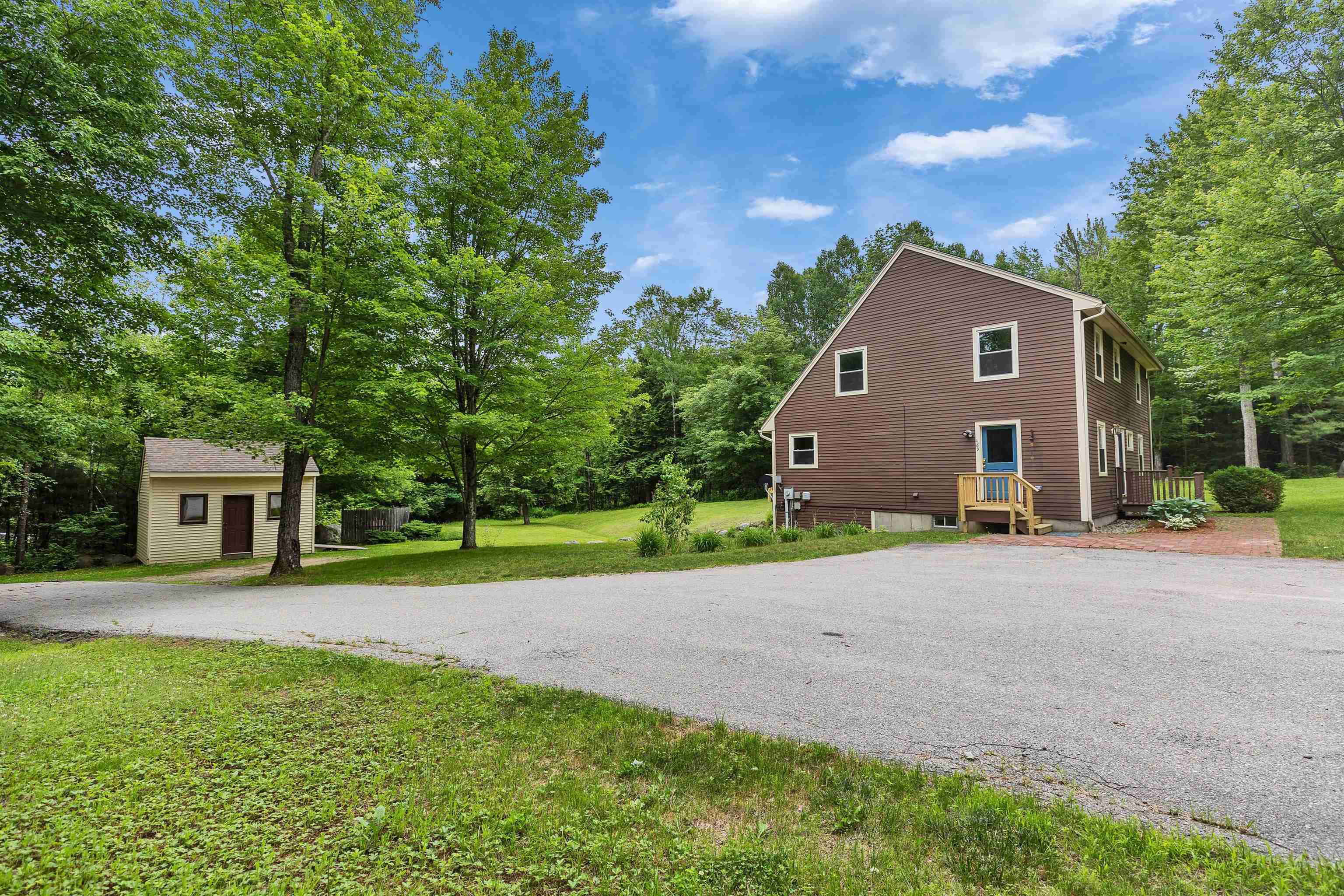 489 Greenfield Rd, Peterborough, NH 03458