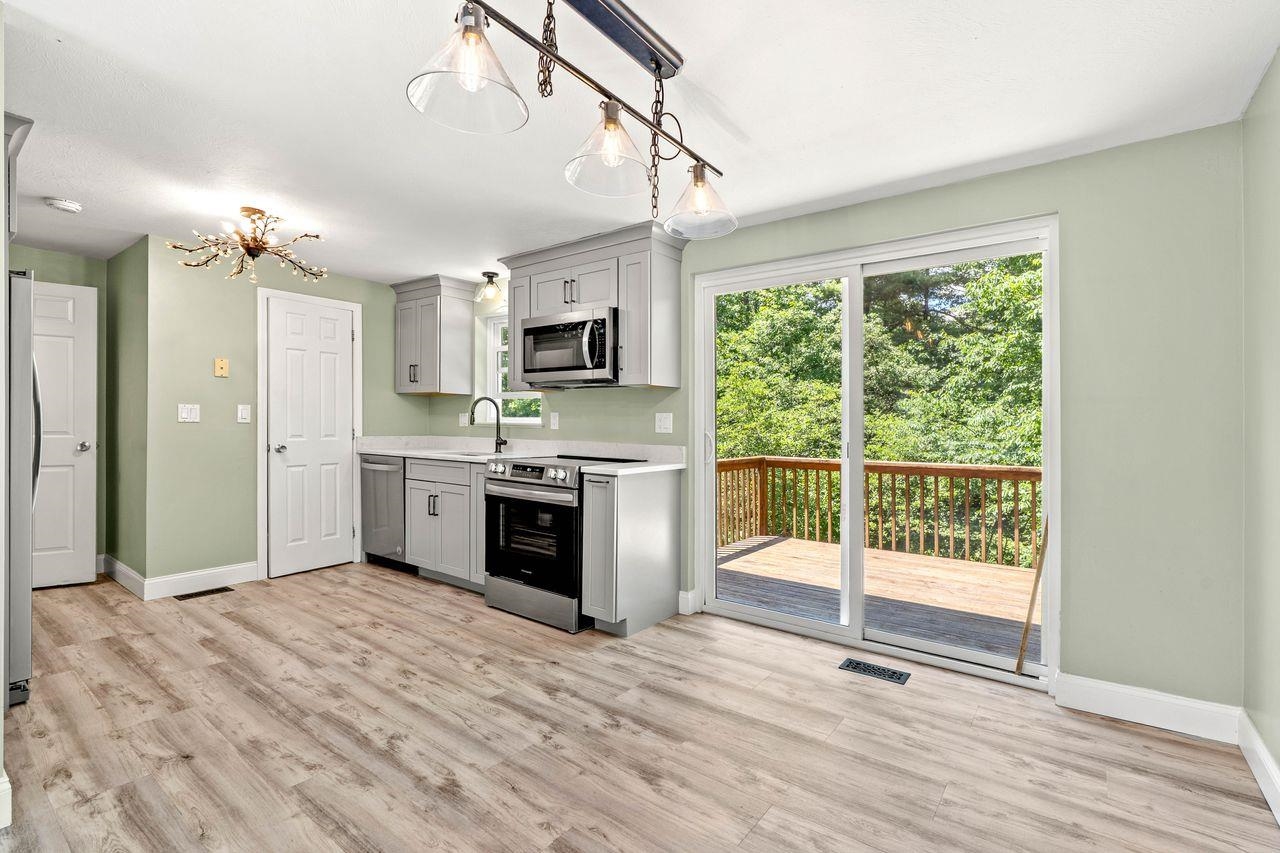 7B Belgian Ct #7B, Goffstown, NH 03045