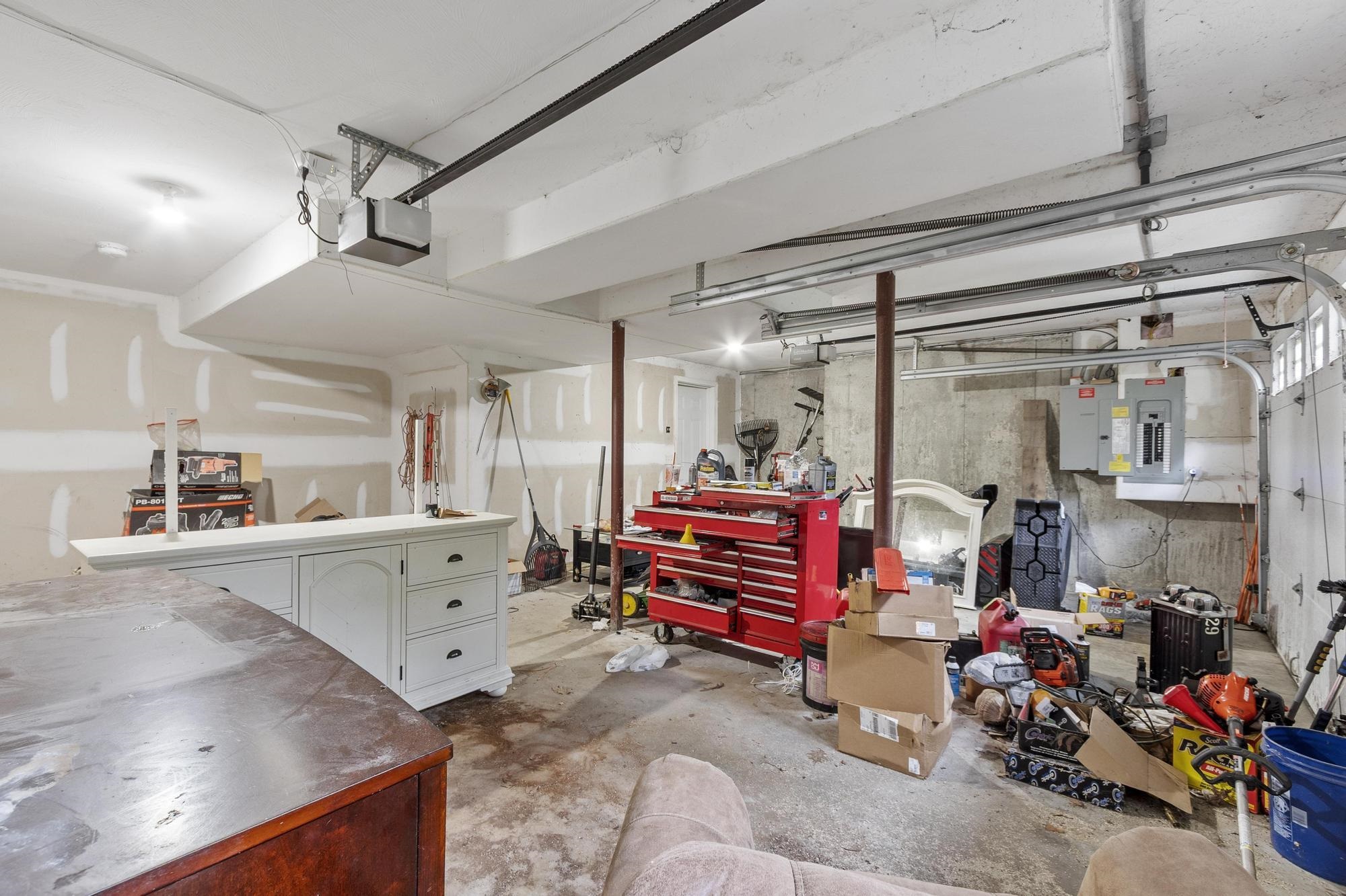 29 Cider St, Epping, NH 03042