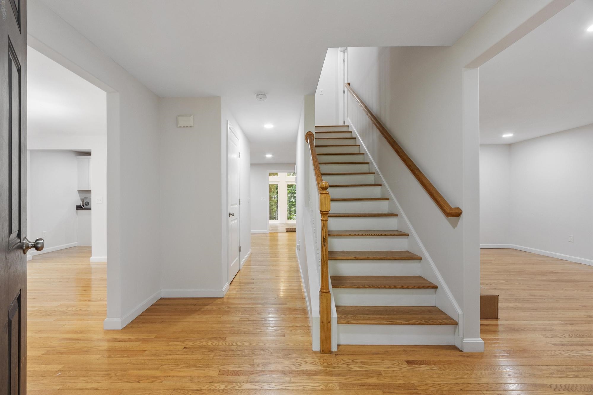 29 Cider St, Epping, NH 03042