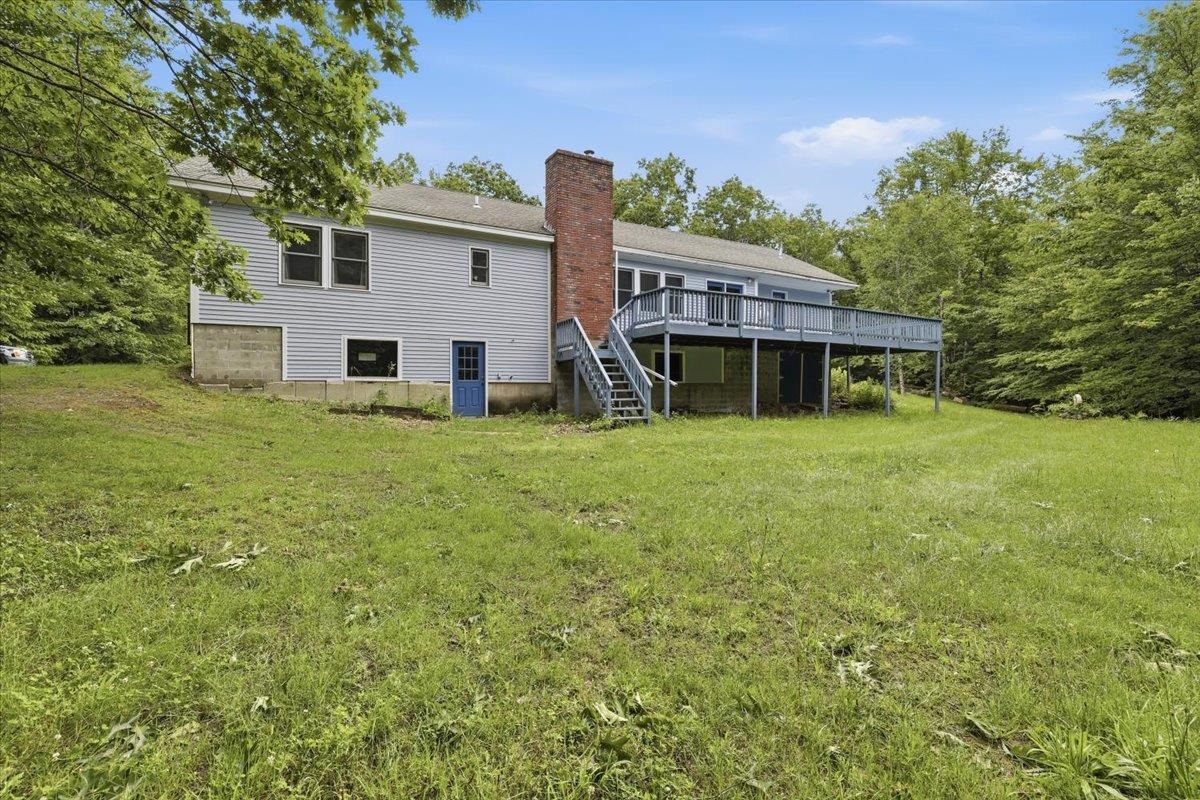 29 Woodland Ln, Enfield, NH 03748