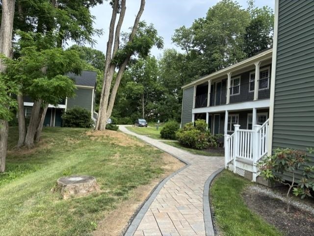 131 Cricketbrook Ave, Dover, NH 03820