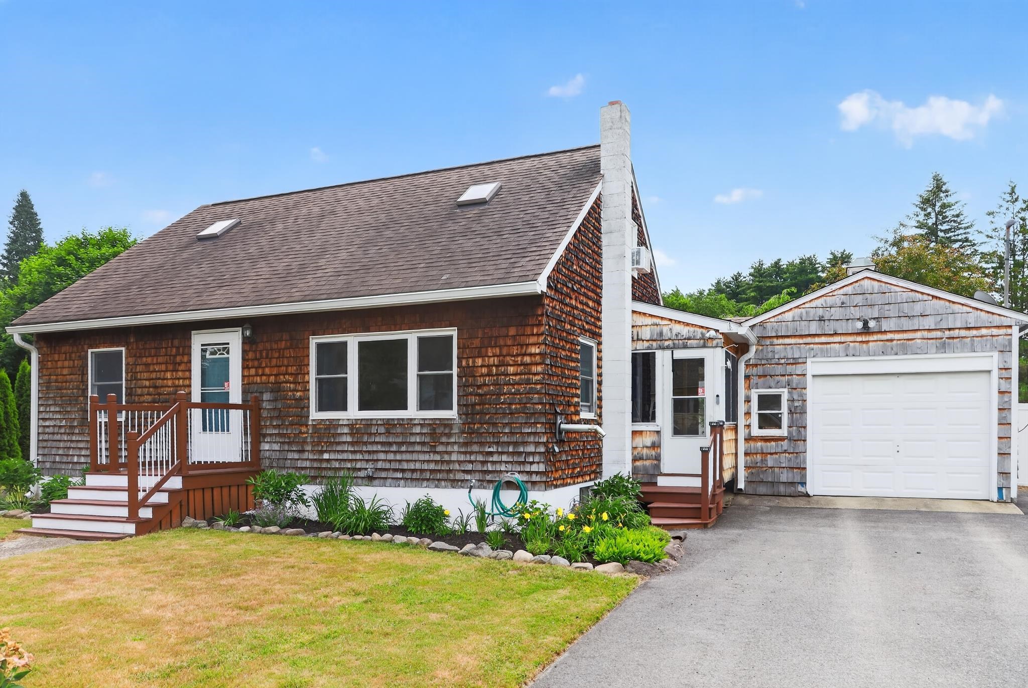 1 Scammon Ln, Exeter, NH 03833