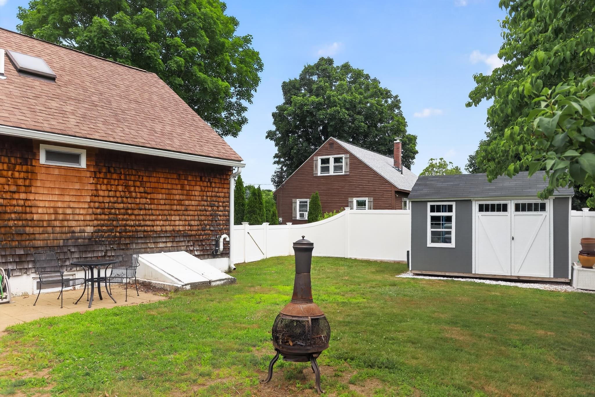 1 Scammon Ln, Exeter, NH 03833