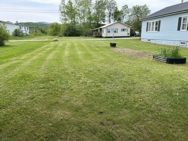 33 Edwards St, Colebrook, NH 03576