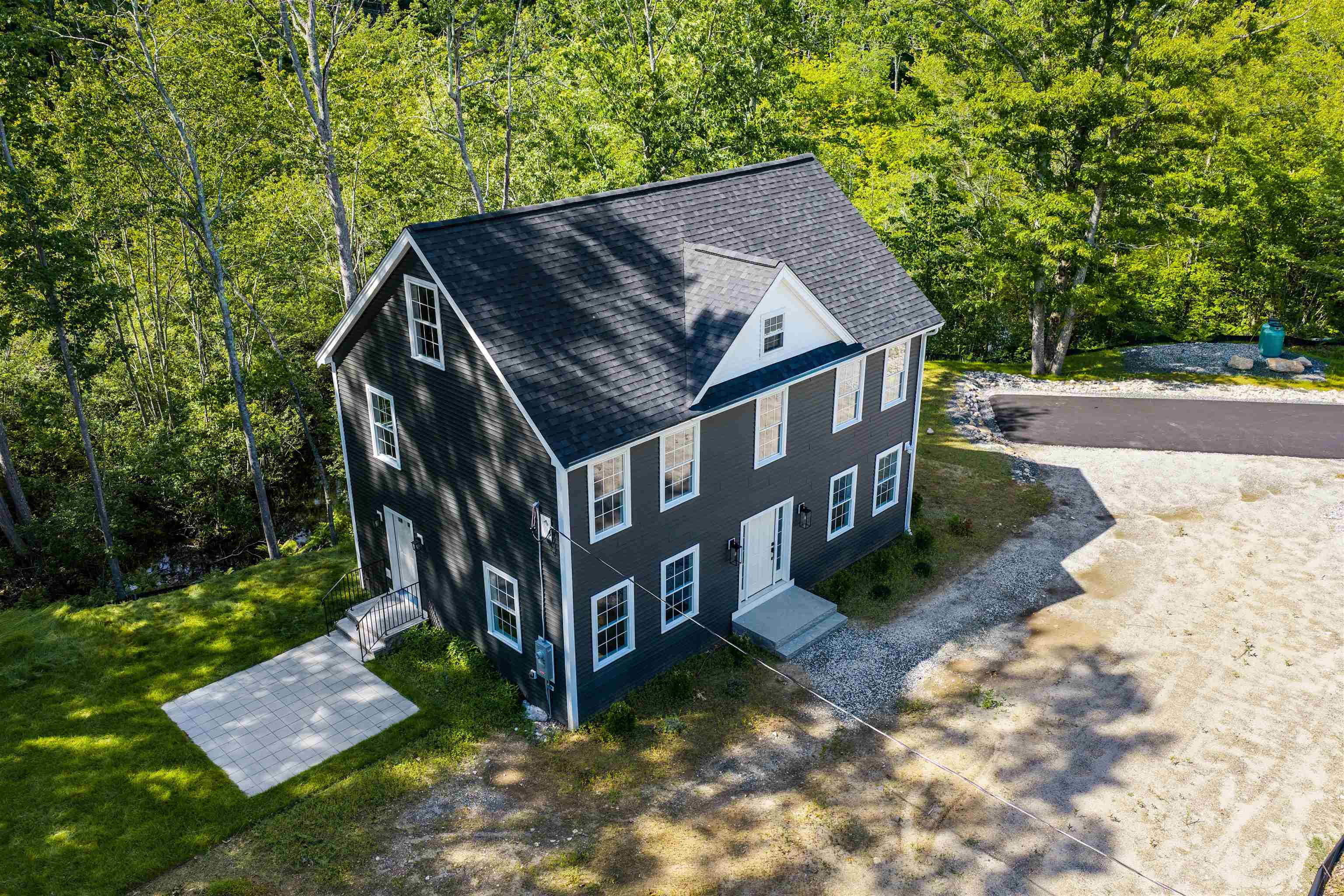 335 Raymond Rd, Chester, NH 03036