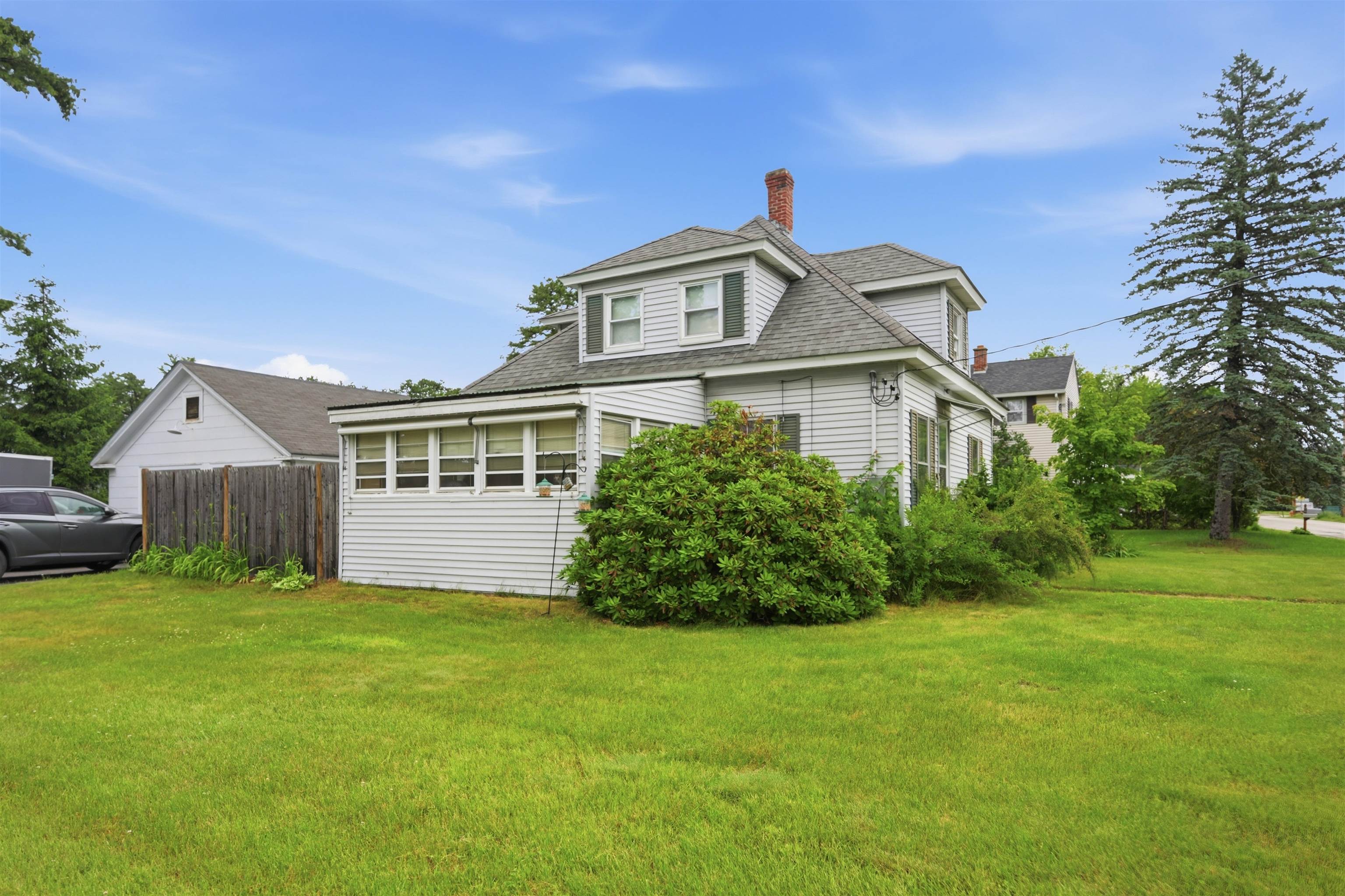 57 Pembroke Rd, Concord, NH 03301