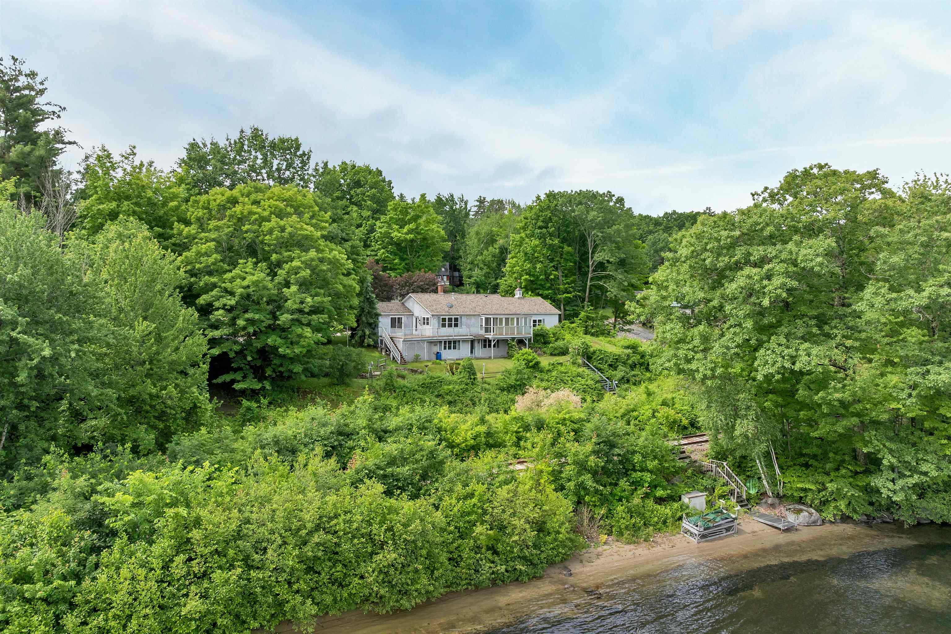 105 Waukewan St, Meredith, NH 03253