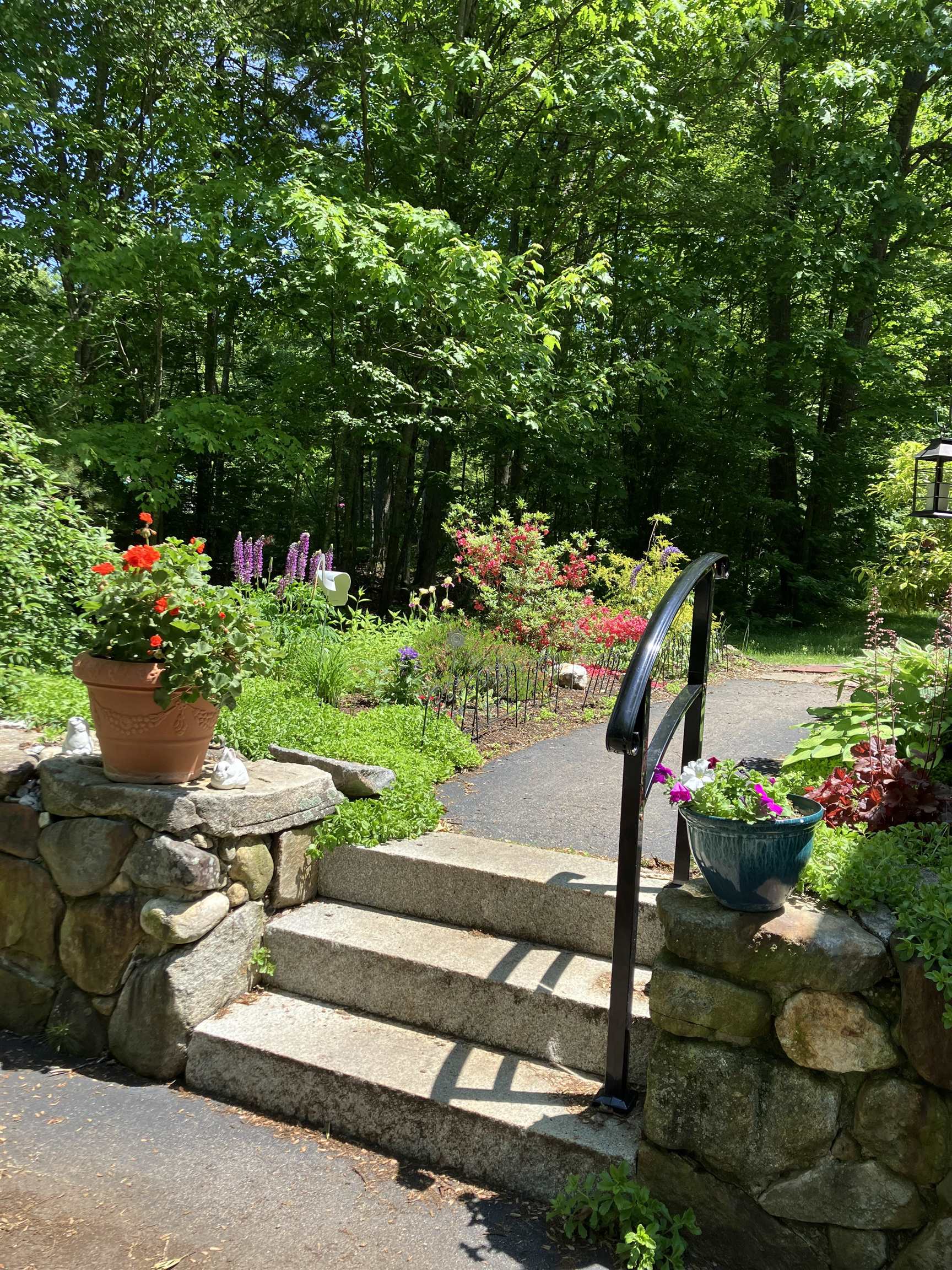 40 Shaker Rd, Concord, NH 03301