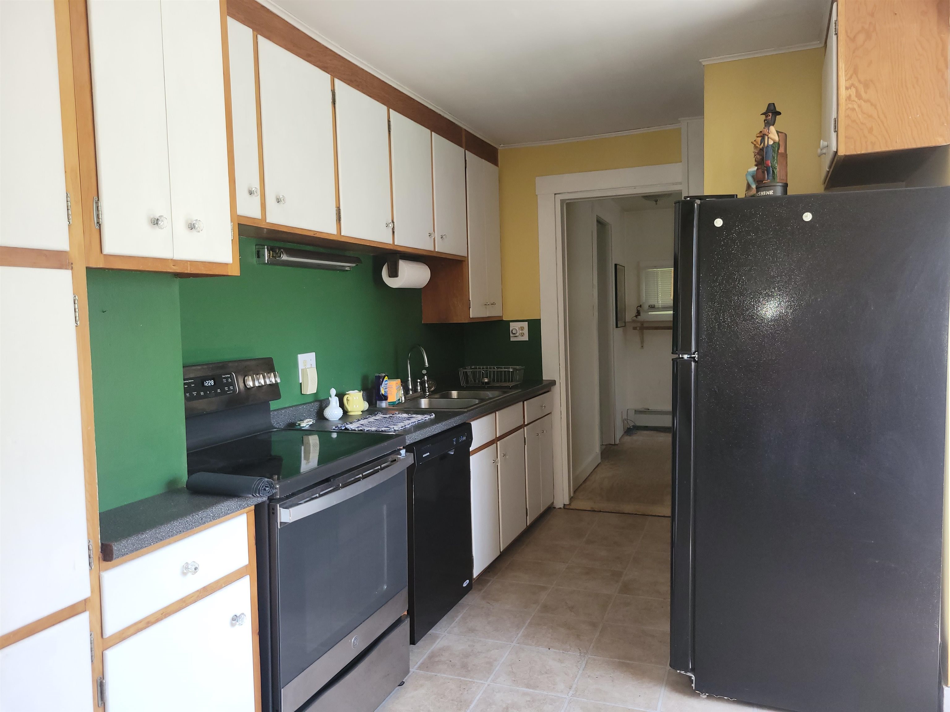 402 Hillside Ave, Berlin, NH 03570