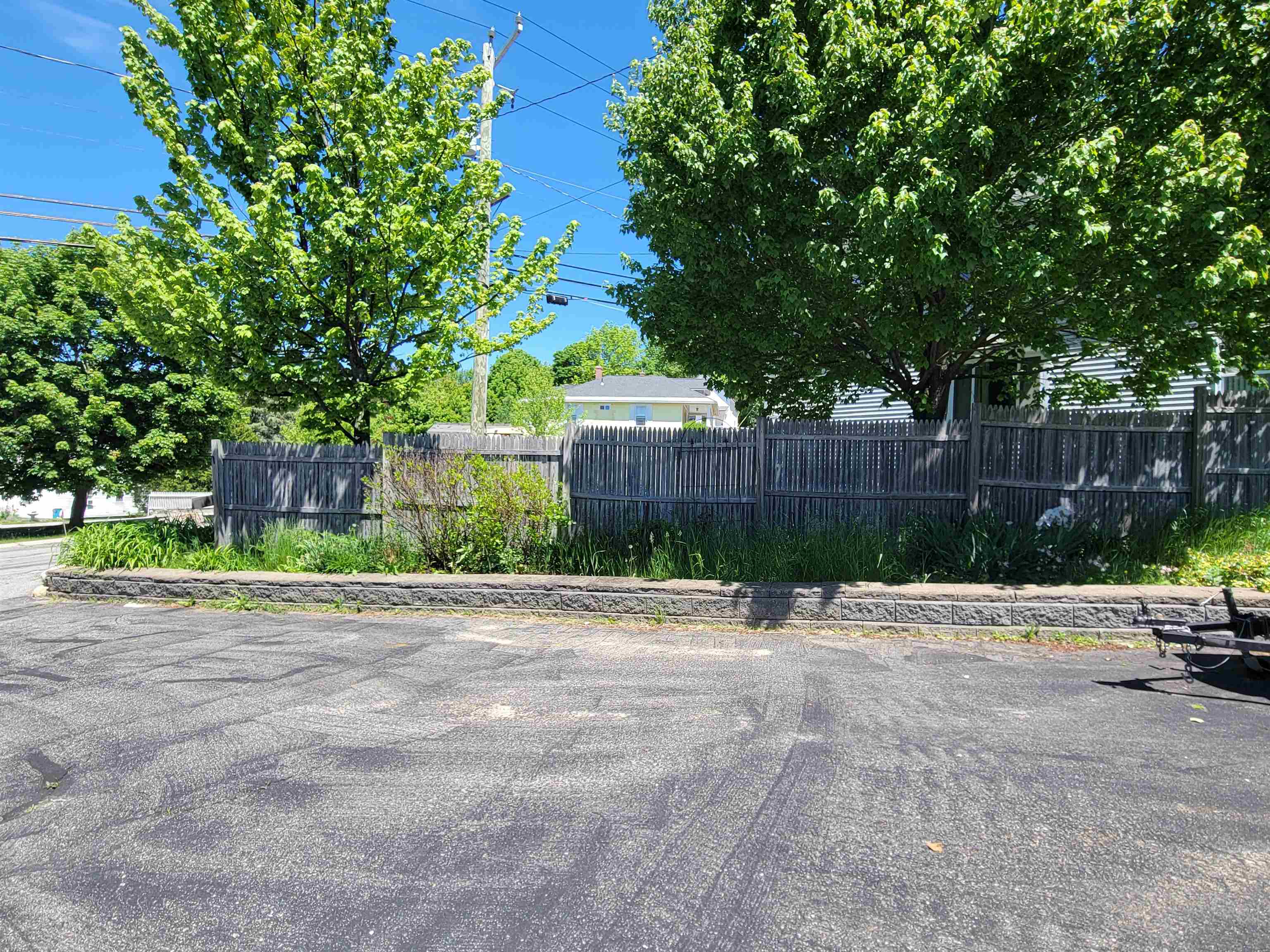 402 Hillside Ave, Berlin, NH 03570