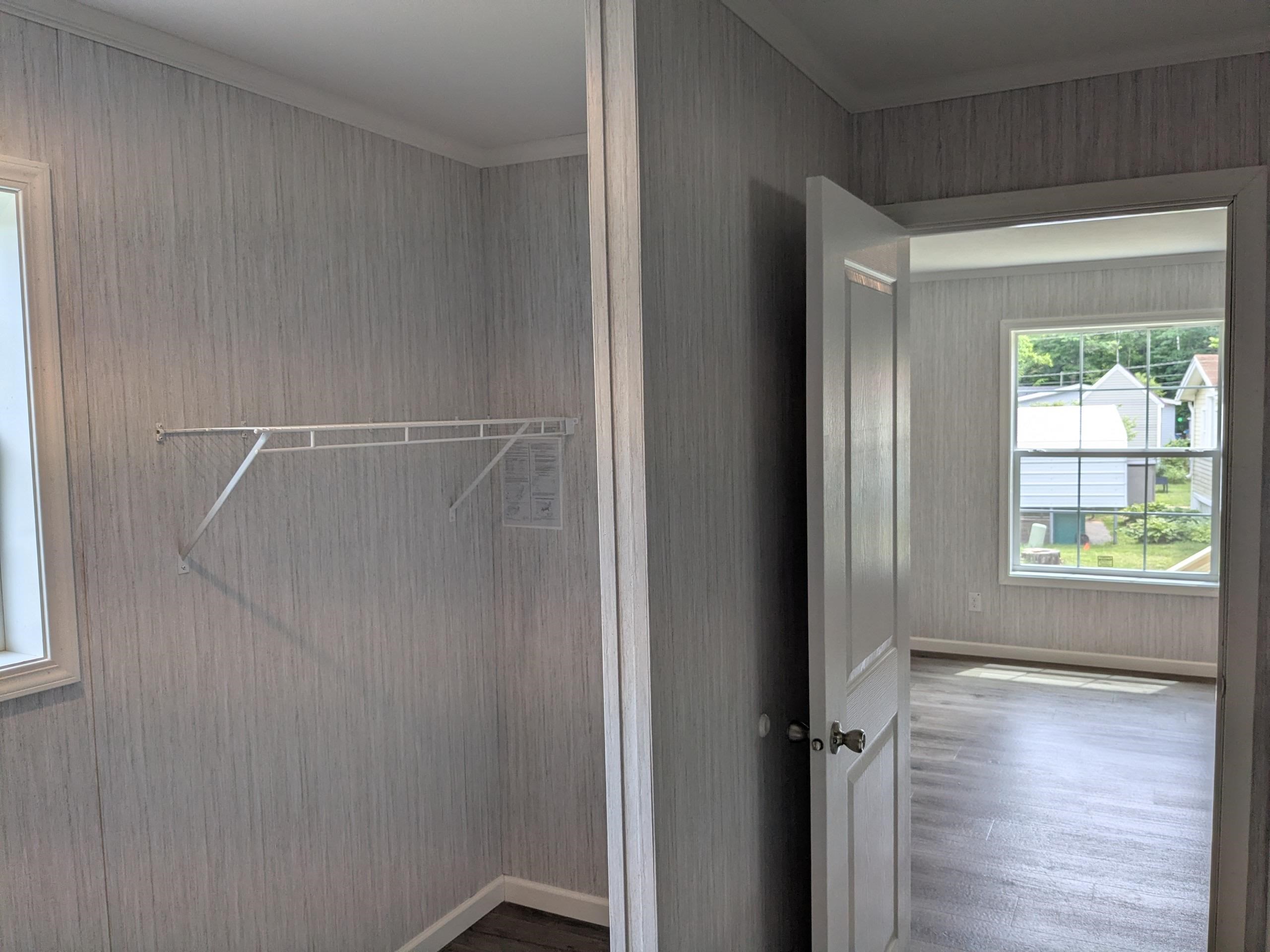 9 Valley Dr, Belmont, NH 03220