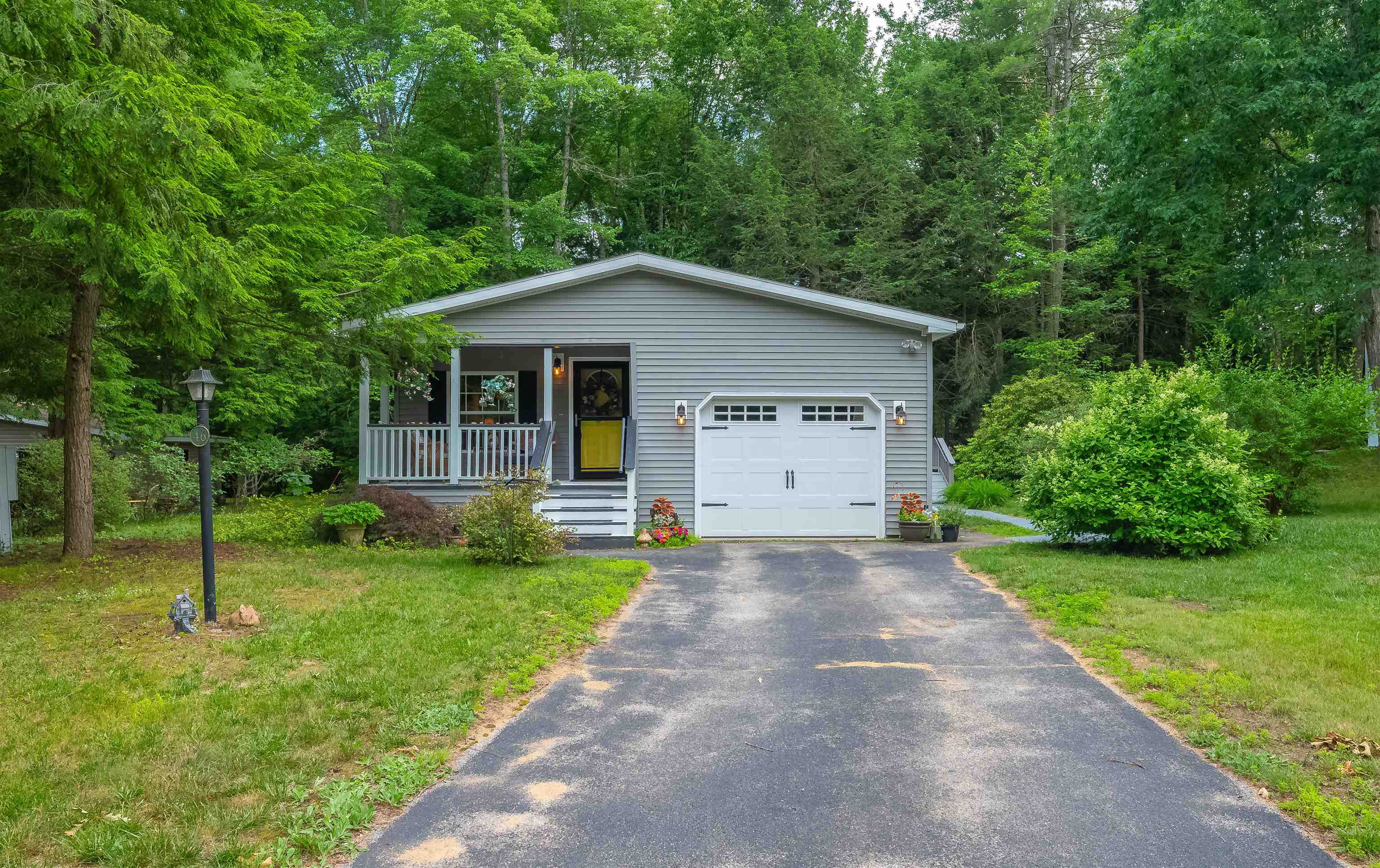 46 Murray Dr, Rochester, NH 03868