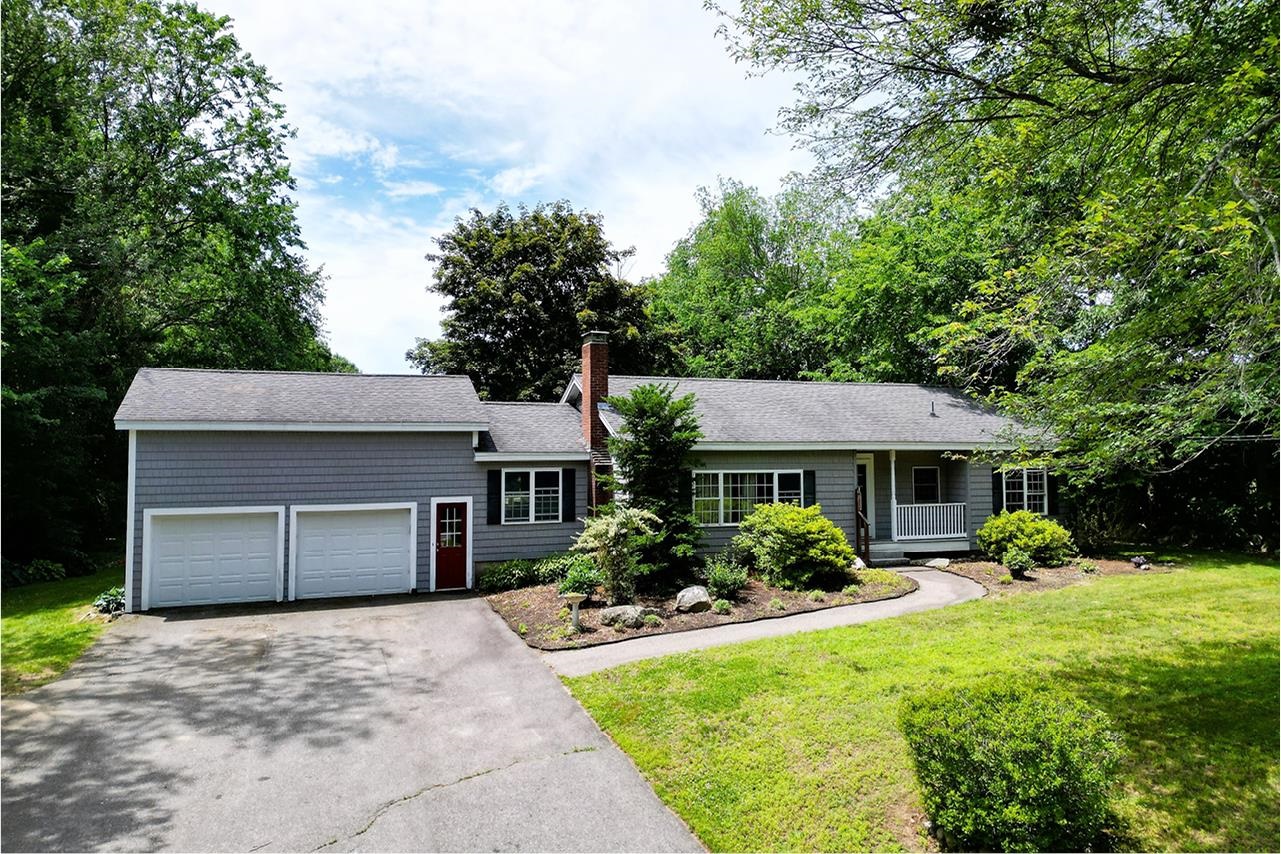 224 Haverhill Rd, Chester, NH 03036