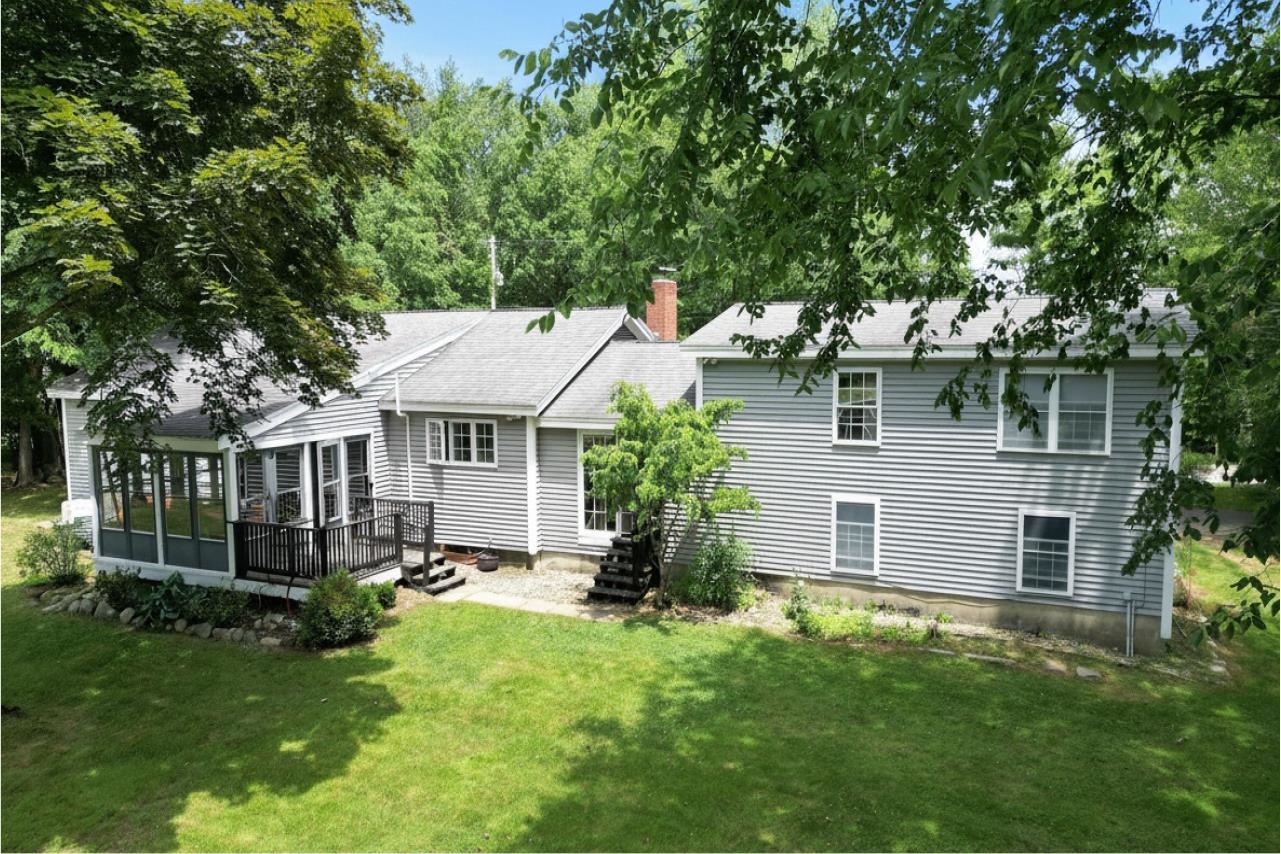224 Haverhill Rd, Chester, NH 03036