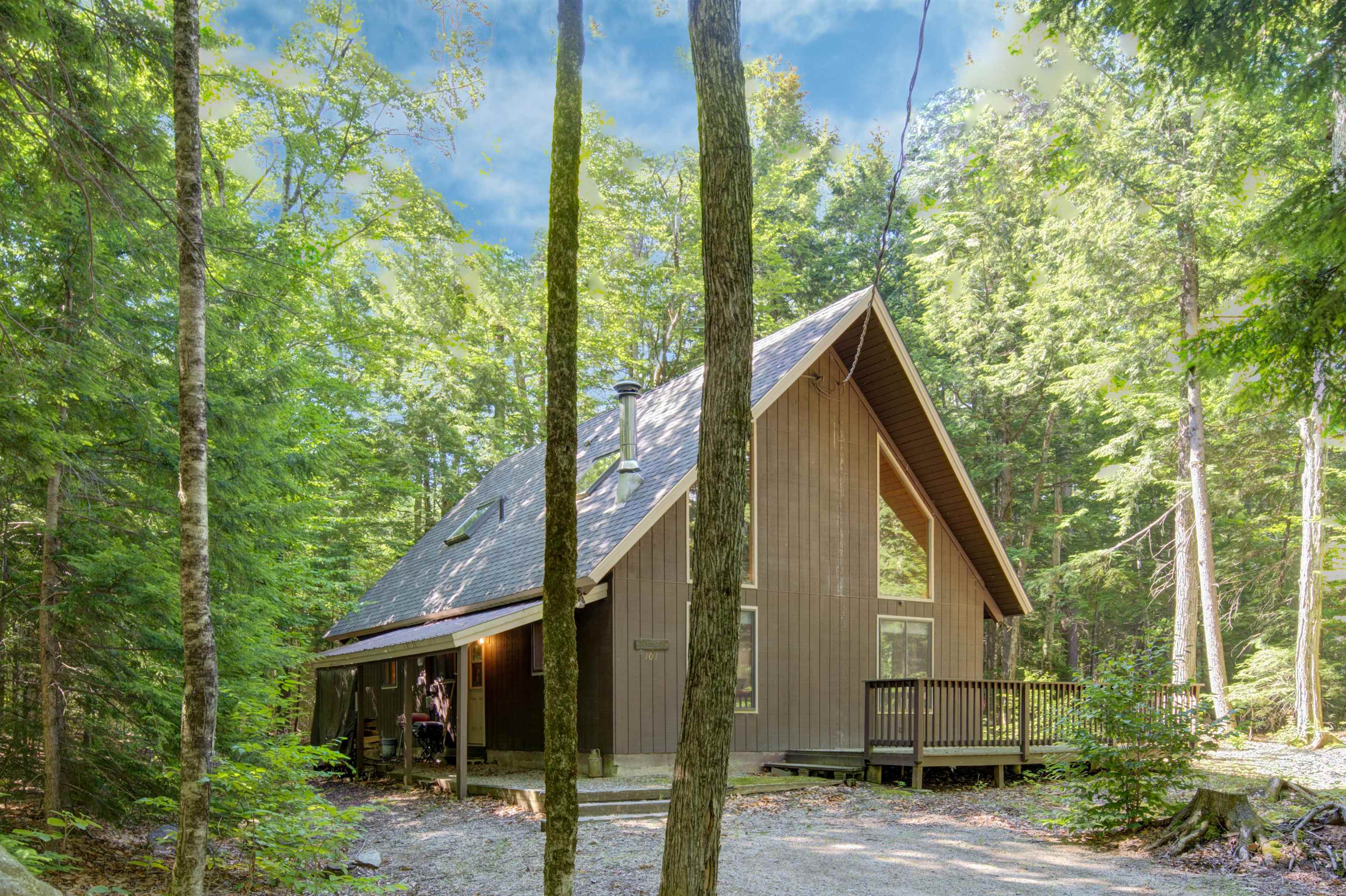 101 Eidelweiss Dr, Madison, NH 03849