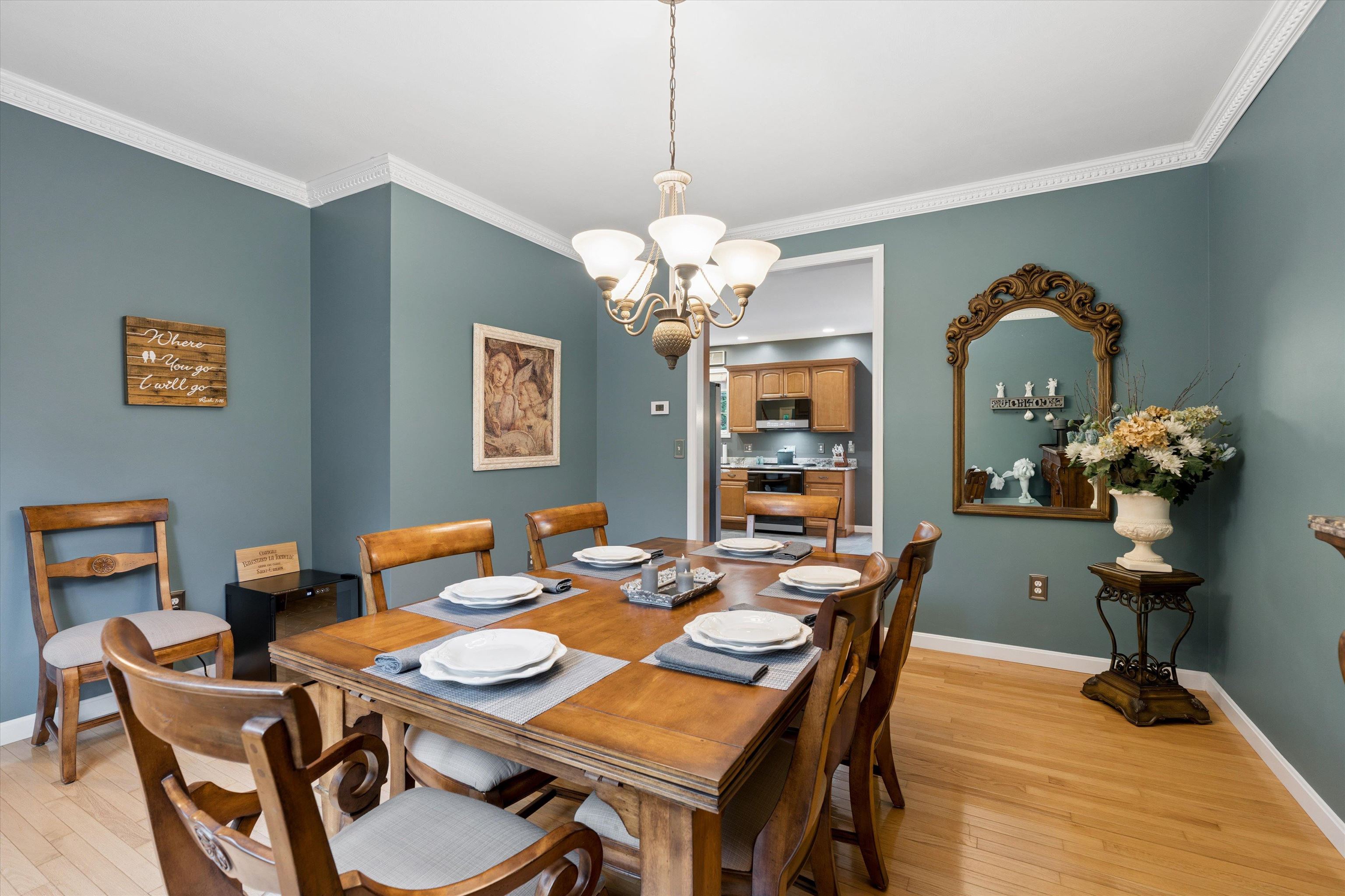 8 Margaret Cir, Mont Vernon, NH 03057