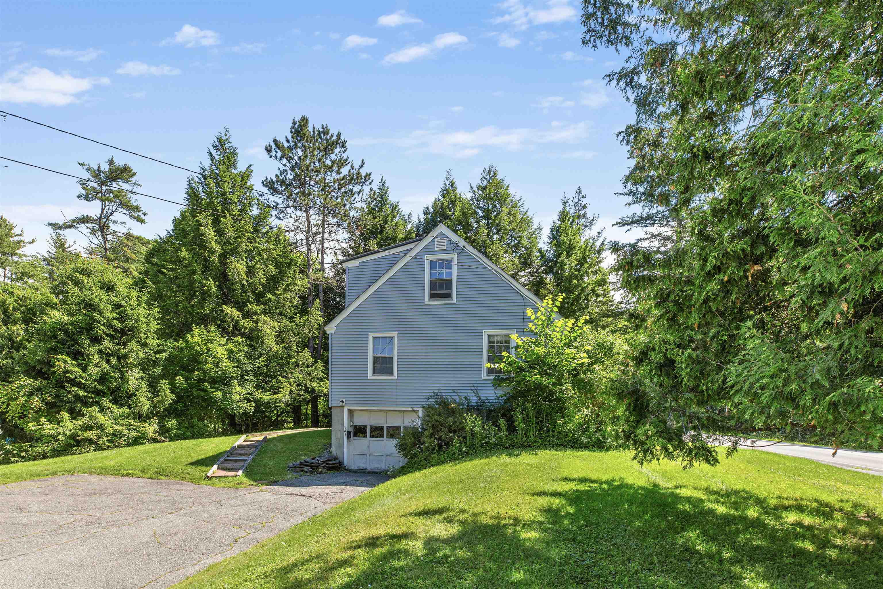 73 East Wheelock St, Hanover, NH 03755