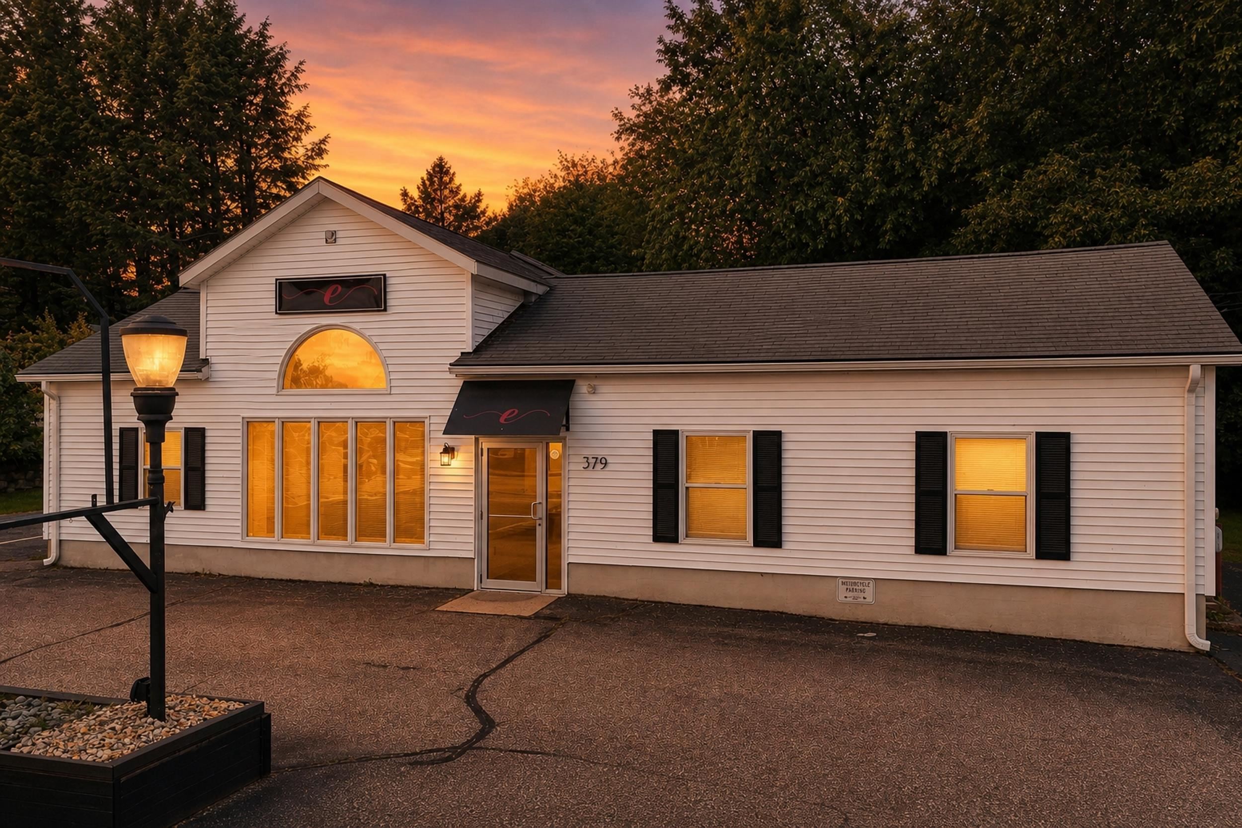 379 High St, Somersworth, NH 03878