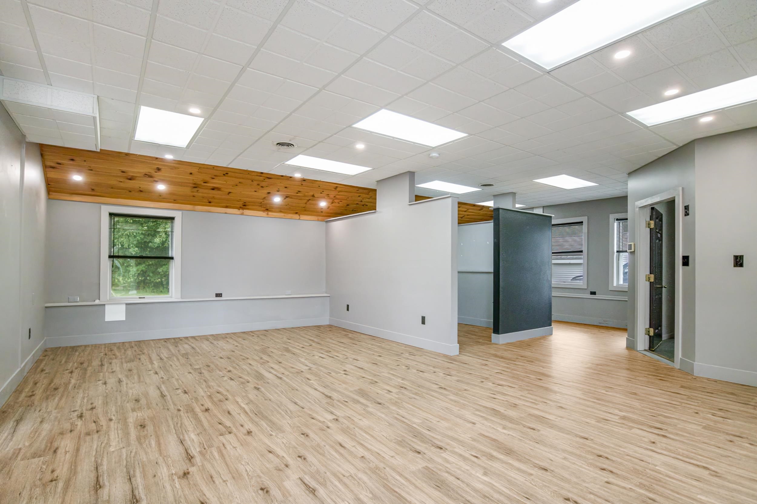 379 High St, Somersworth, NH 03878