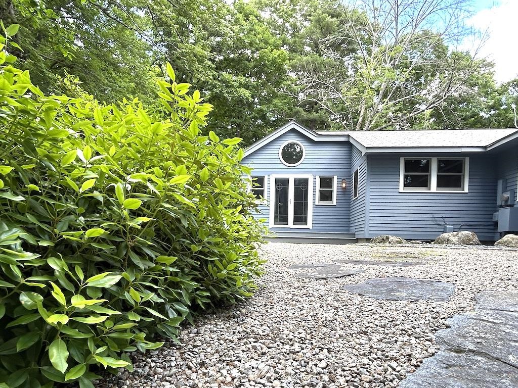 49 Prospect Hill Rd, Hancock, NH 03449