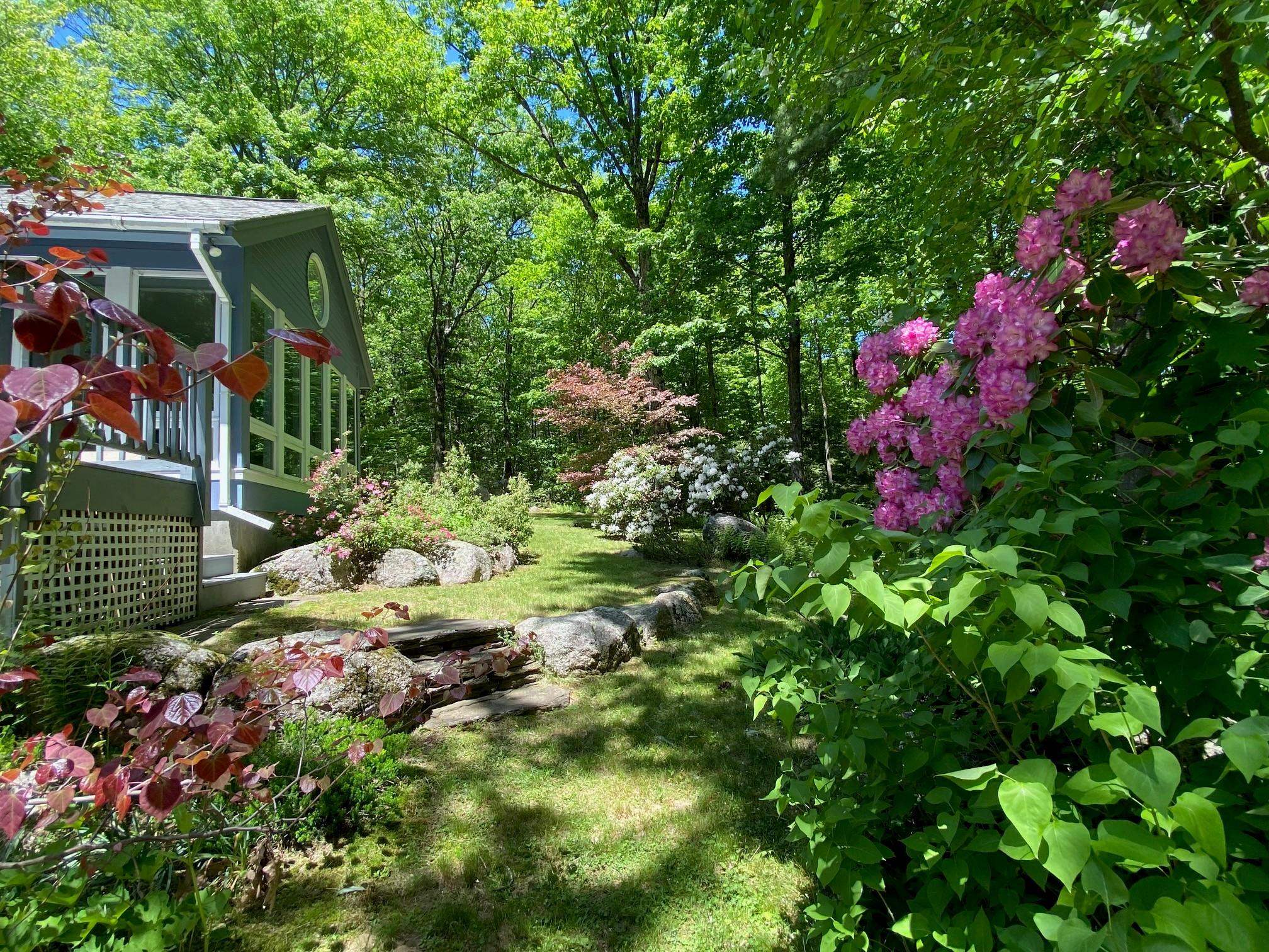 49 Prospect Hill Rd, Hancock, NH 03449