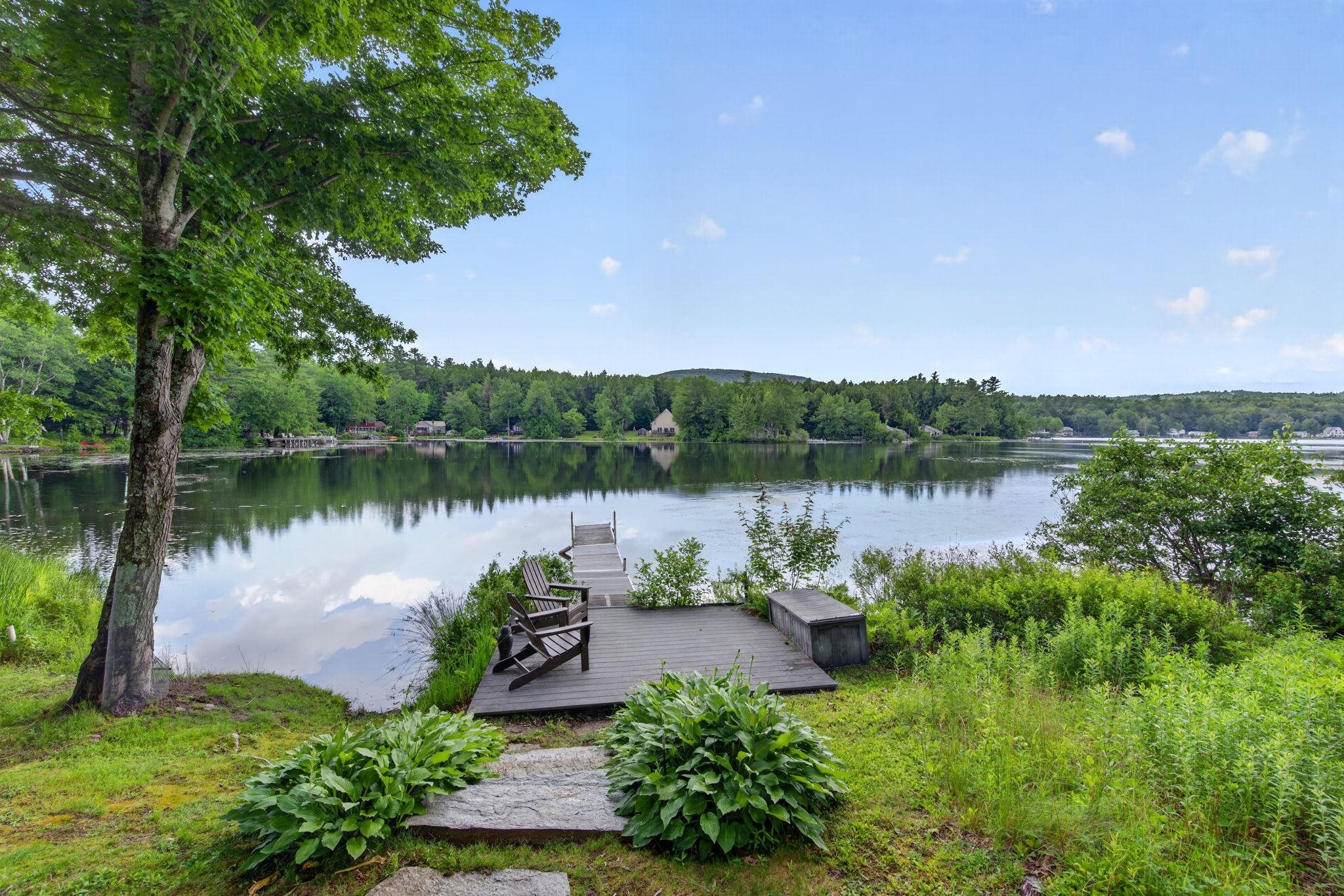 4 Clauss Ln, Unity, NH 03773