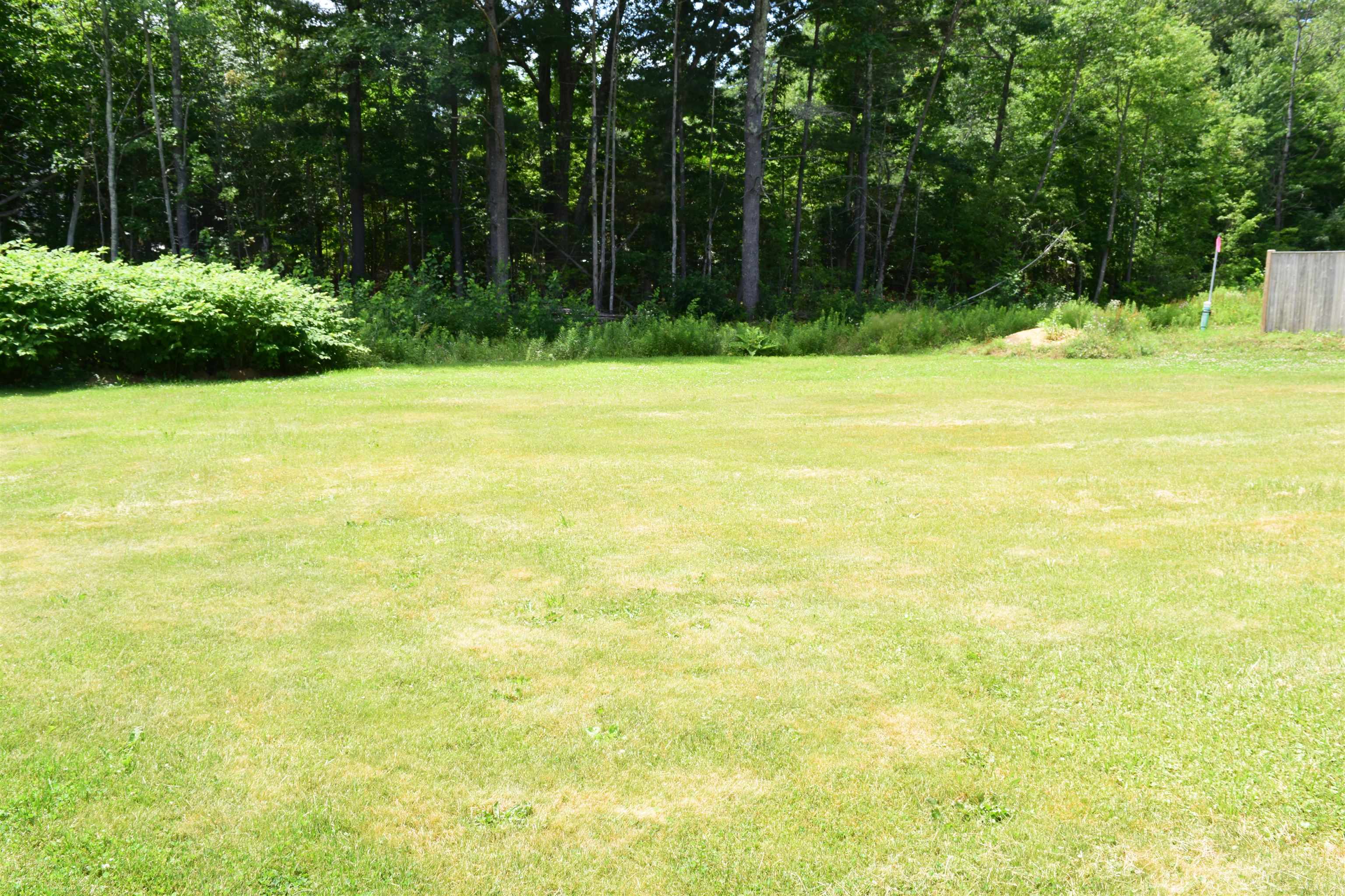 18 Second St, Exeter, NH 03833