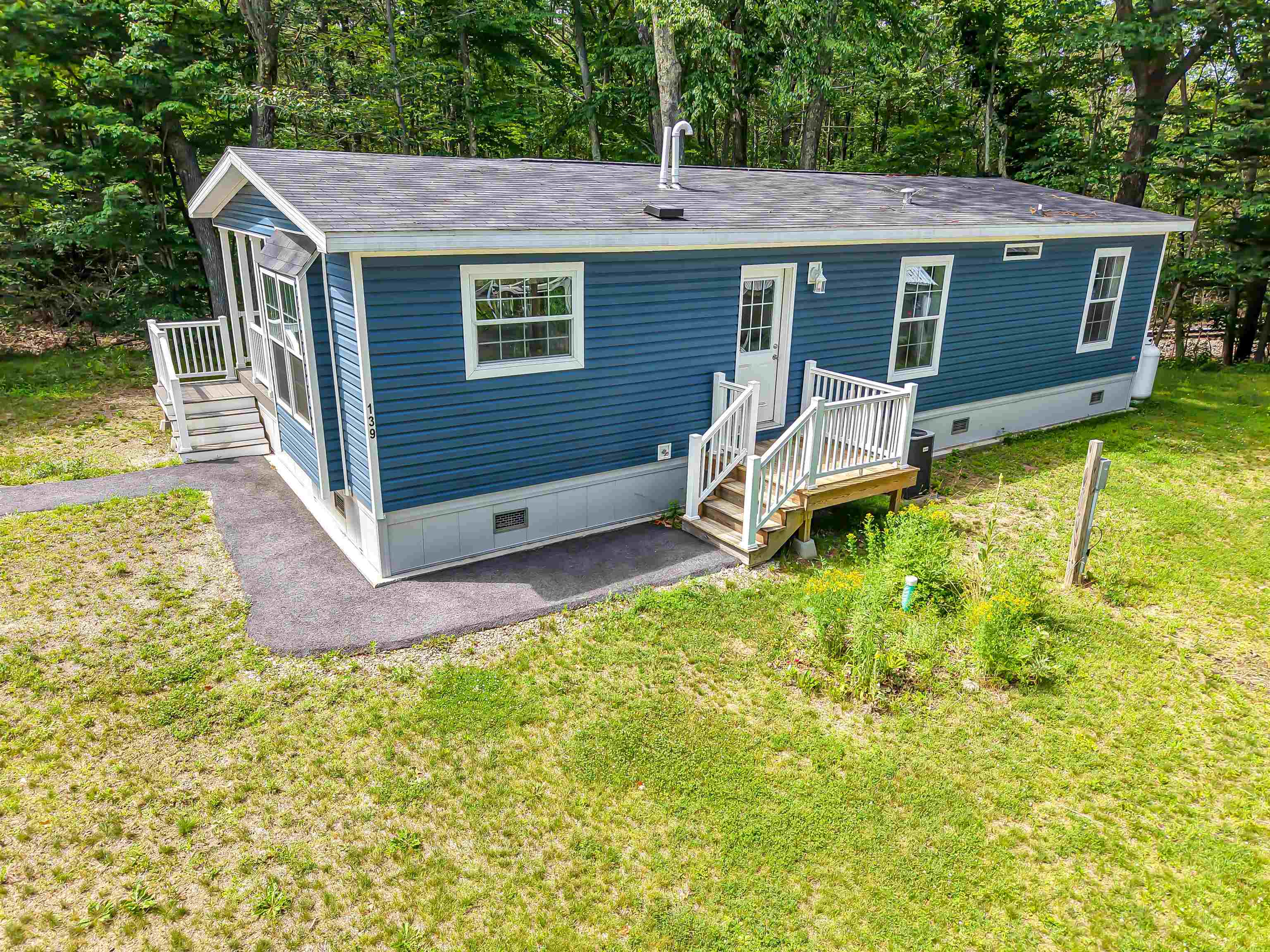 139 Robinhood Dr, Exeter, NH 03833